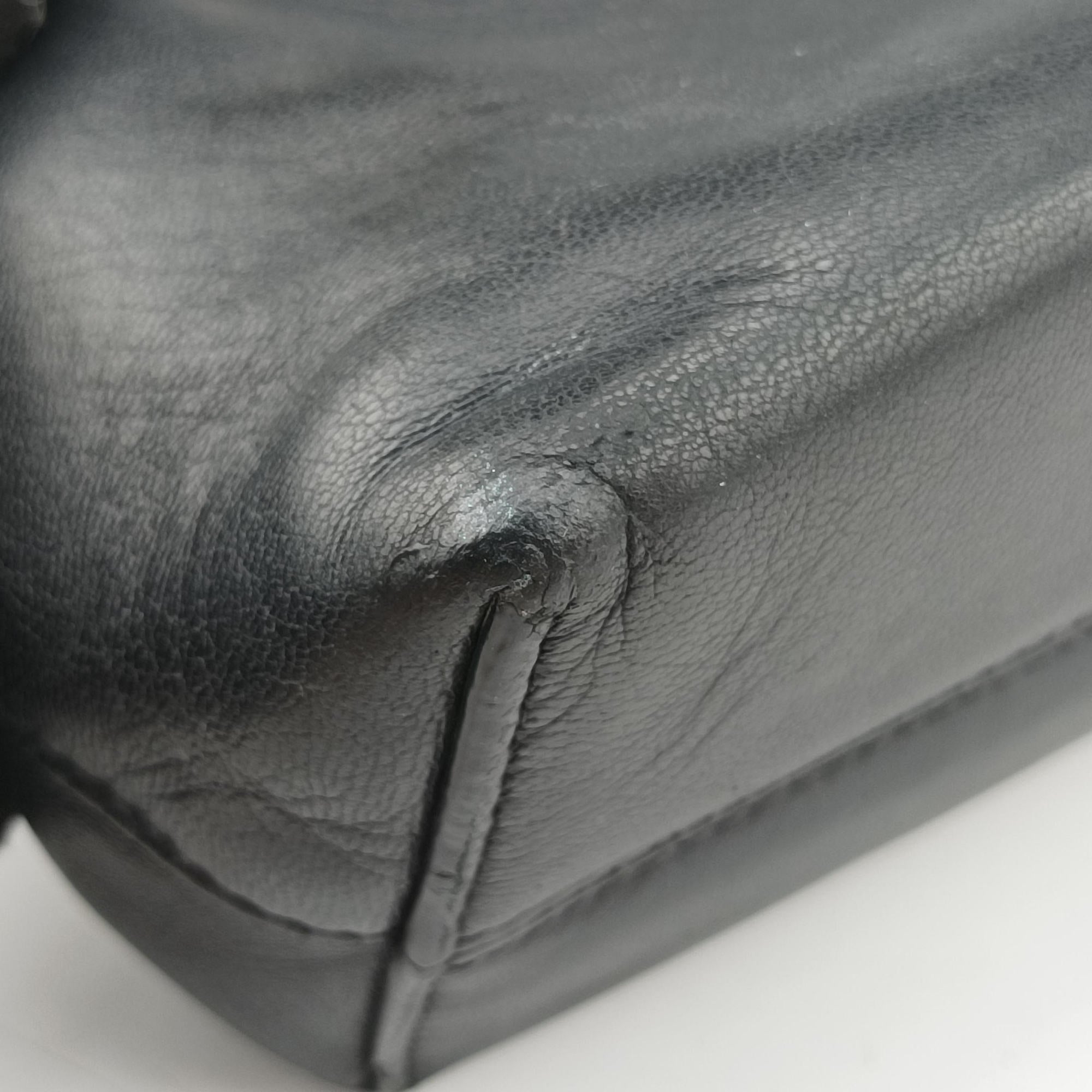Secondhand Fendi By the Way Black Leather 8BL135 shoulderbag | stylenewstar