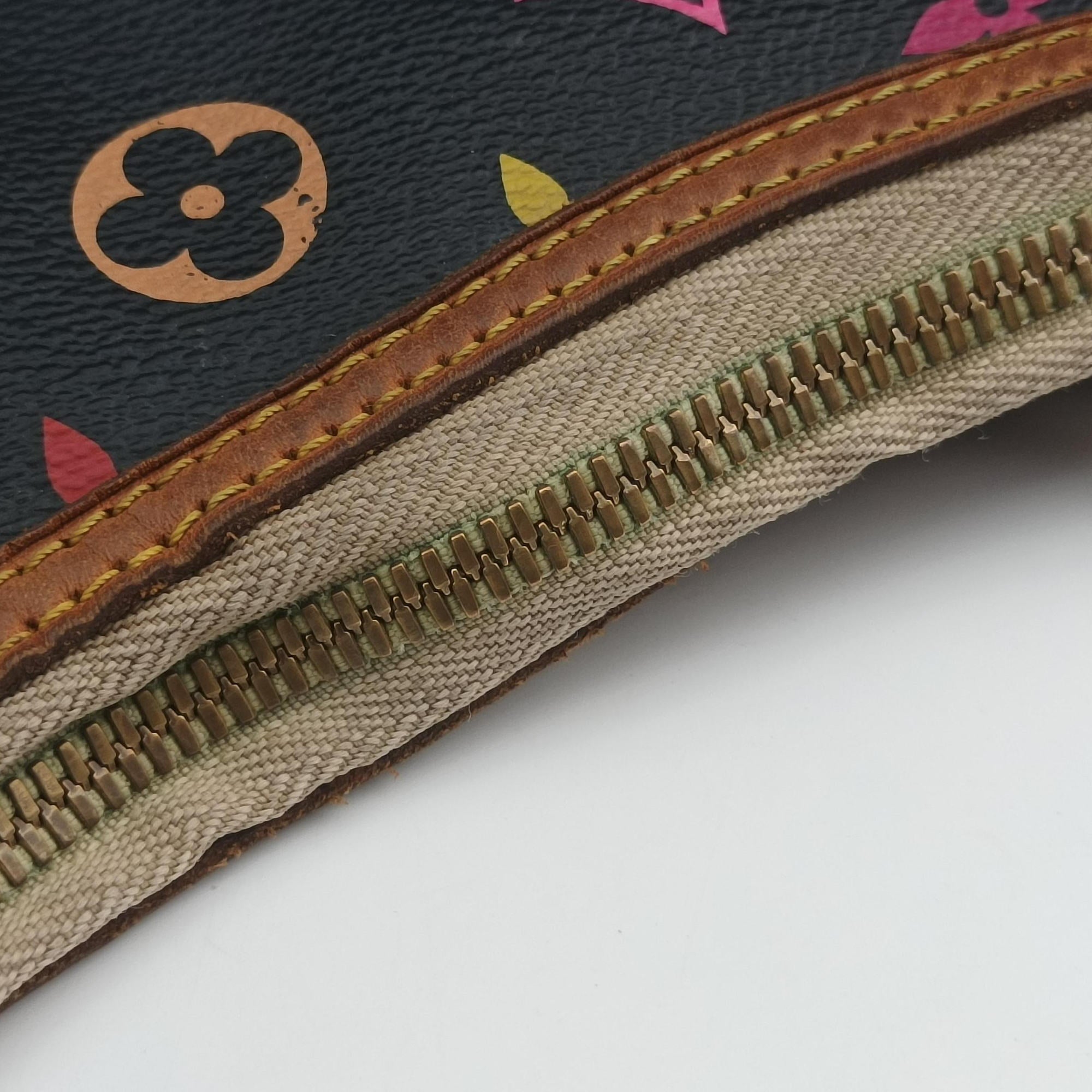 Pre-owned Louis Vuitton GRETA Noir Monogram Multicolor M40196 shoulderbag | stylenewstar