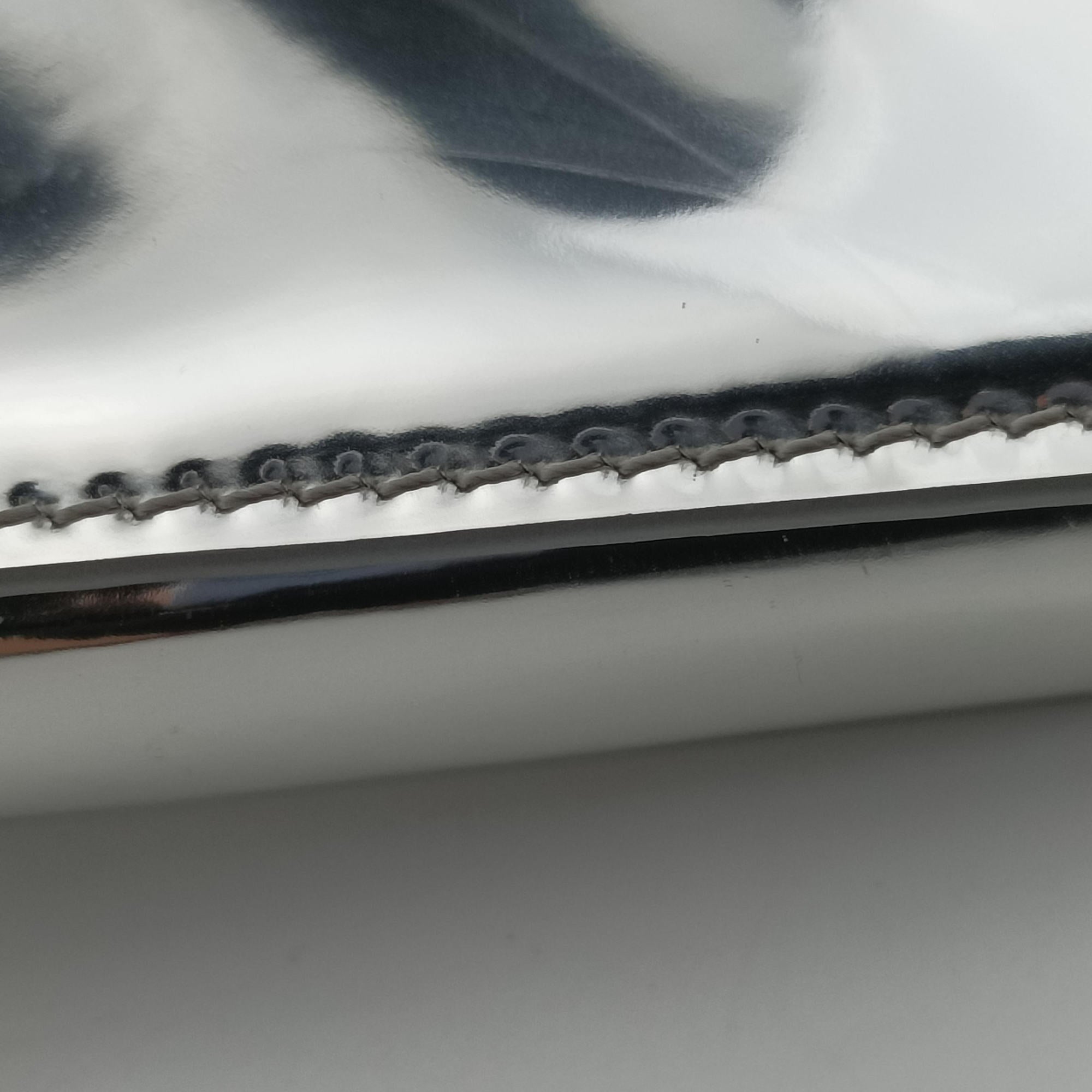Pre-owned Prada Triangle Logo Silver patent  shoulderbag | stylenewstar