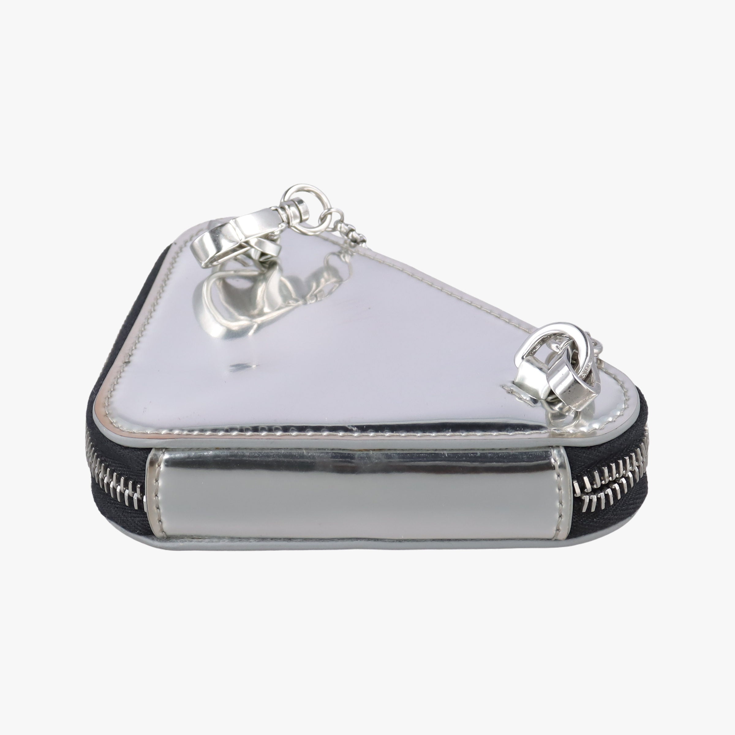 Pre-owned Prada Triangle Logo Silver patent  shoulderbag | stylenewstar