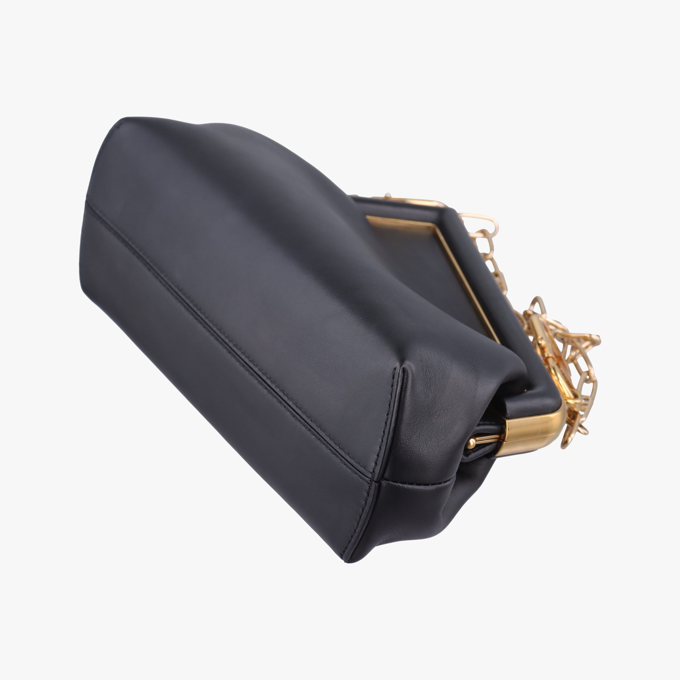 Pre-owned Fendi First Black Leather 8BP129 shoulderbag | stylenewstar