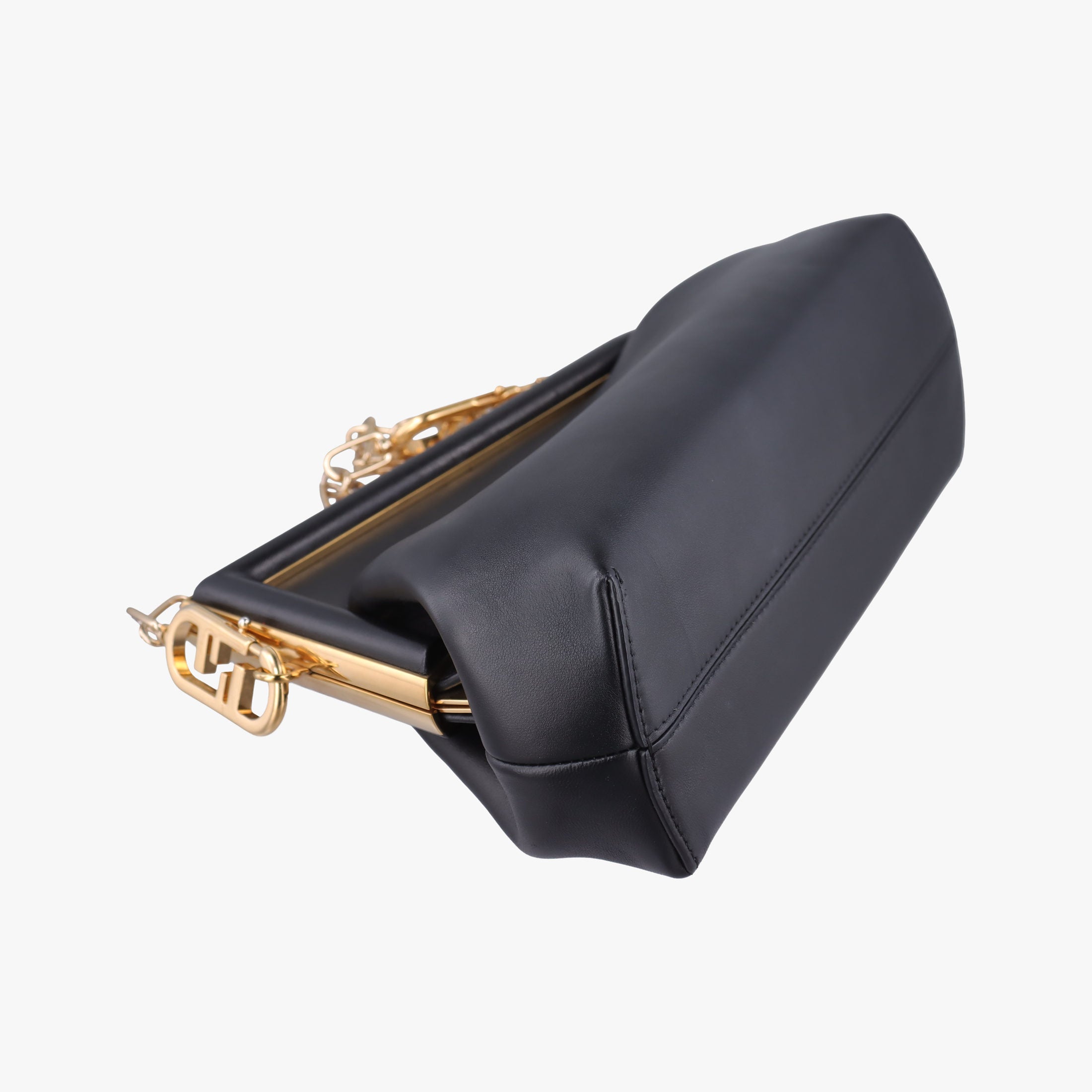 Pre-owned Fendi First Black Leather 8BP129 shoulderbag | stylenewstar