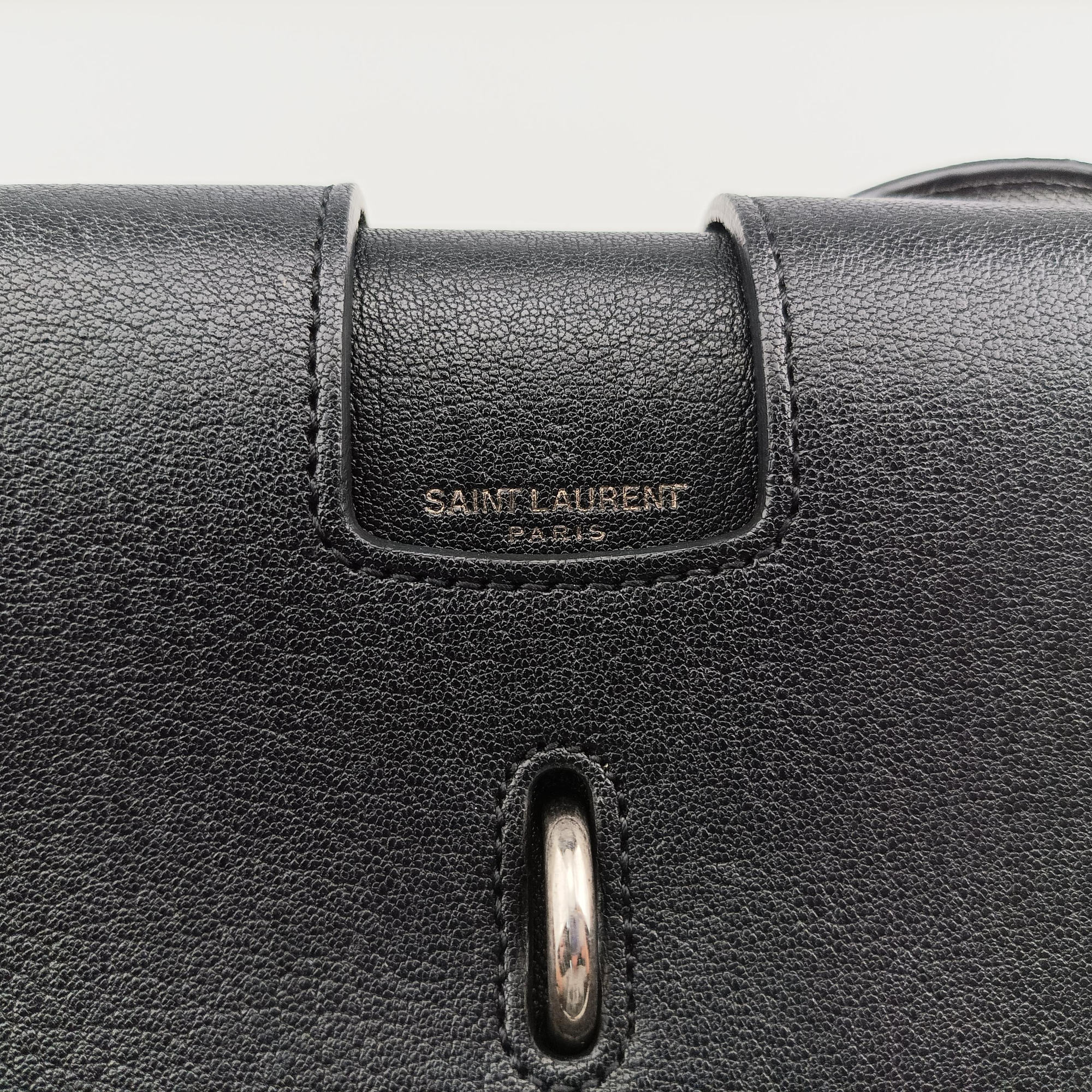 Pre-owned Yves Saint Laurent Charlotte Black Leather 500831 shoulderbag | stylenewstar