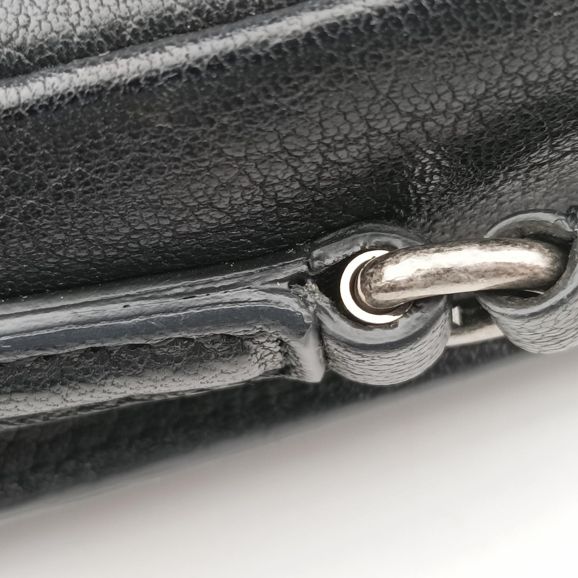 Pre-owned Yves Saint Laurent Charlotte Black Leather 500831 shoulderbag | stylenewstar