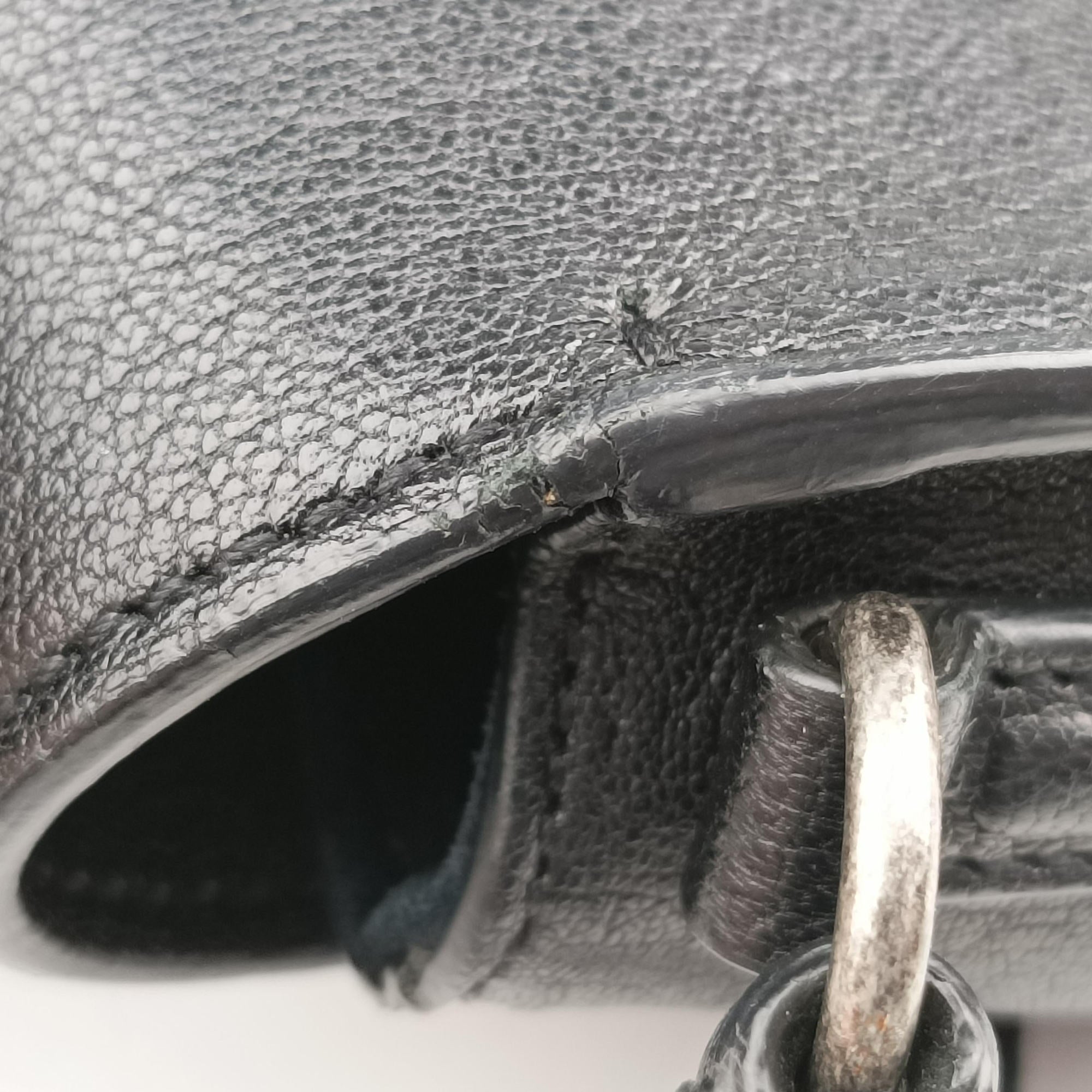 Pre-owned Yves Saint Laurent Charlotte Black Leather 500831 shoulderbag | stylenewstar