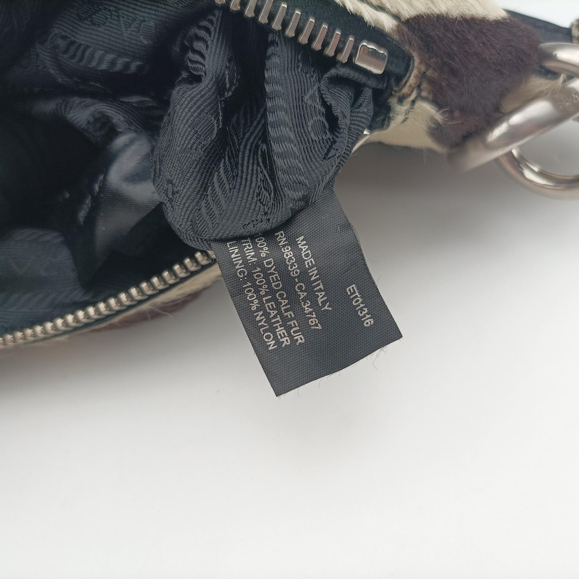 Secondhand Prada Cavallino Black×White Giraffe Printed Calf Hair×Leather  shoulderbag | stylenewstar
