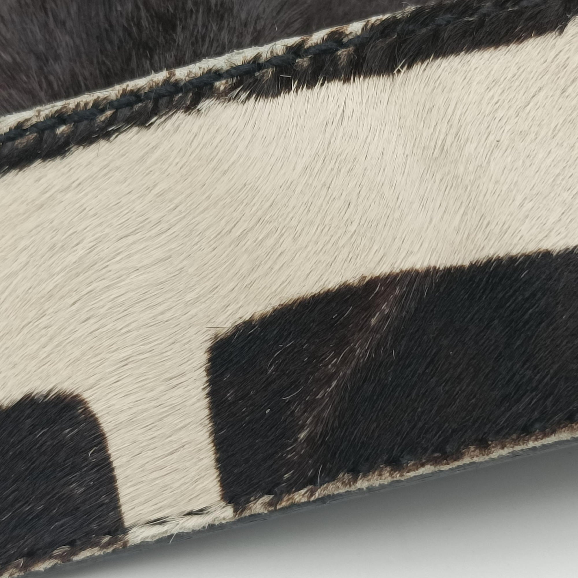 Secondhand Prada Cavallino Black×White Giraffe Printed Calf Hair×Leather  shoulderbag | stylenewstar