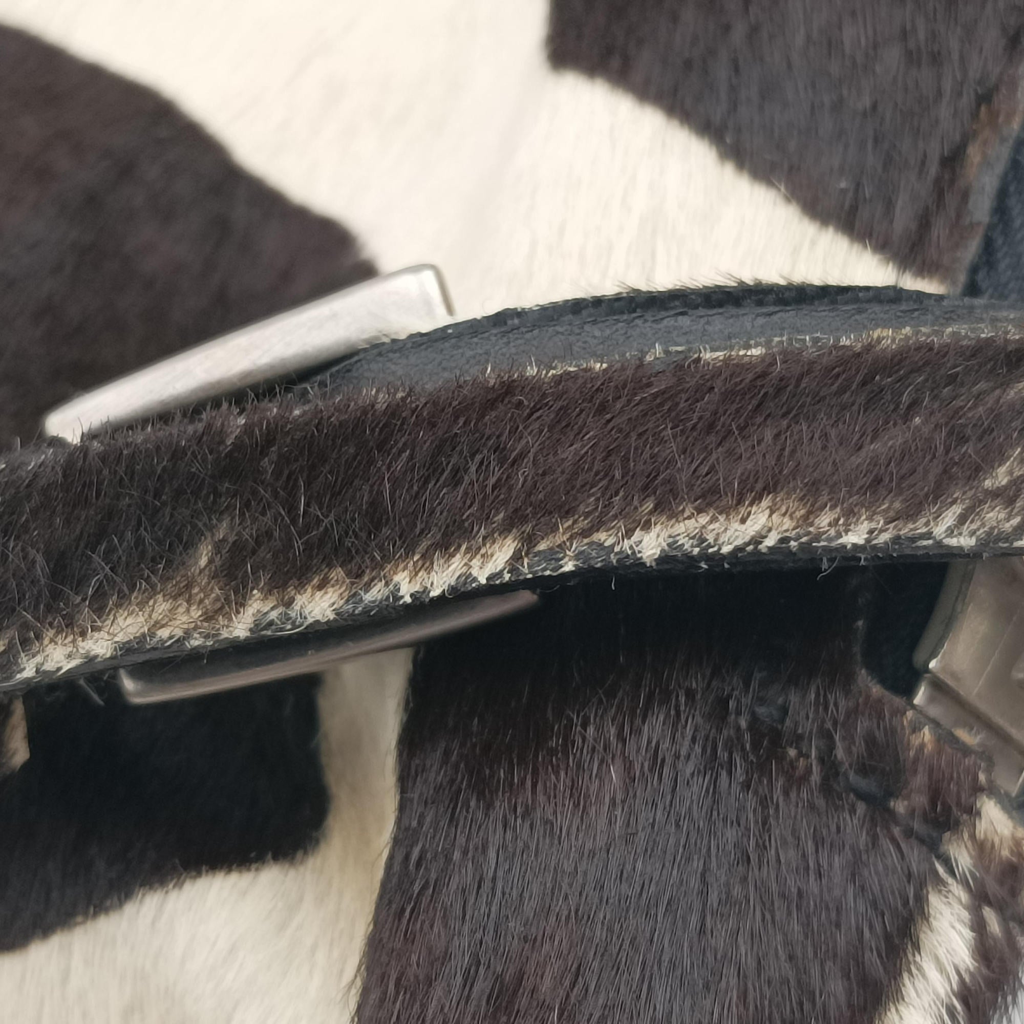 Secondhand Prada Cavallino Black×White Giraffe Printed Calf Hair×Leather  shoulderbag | stylenewstar