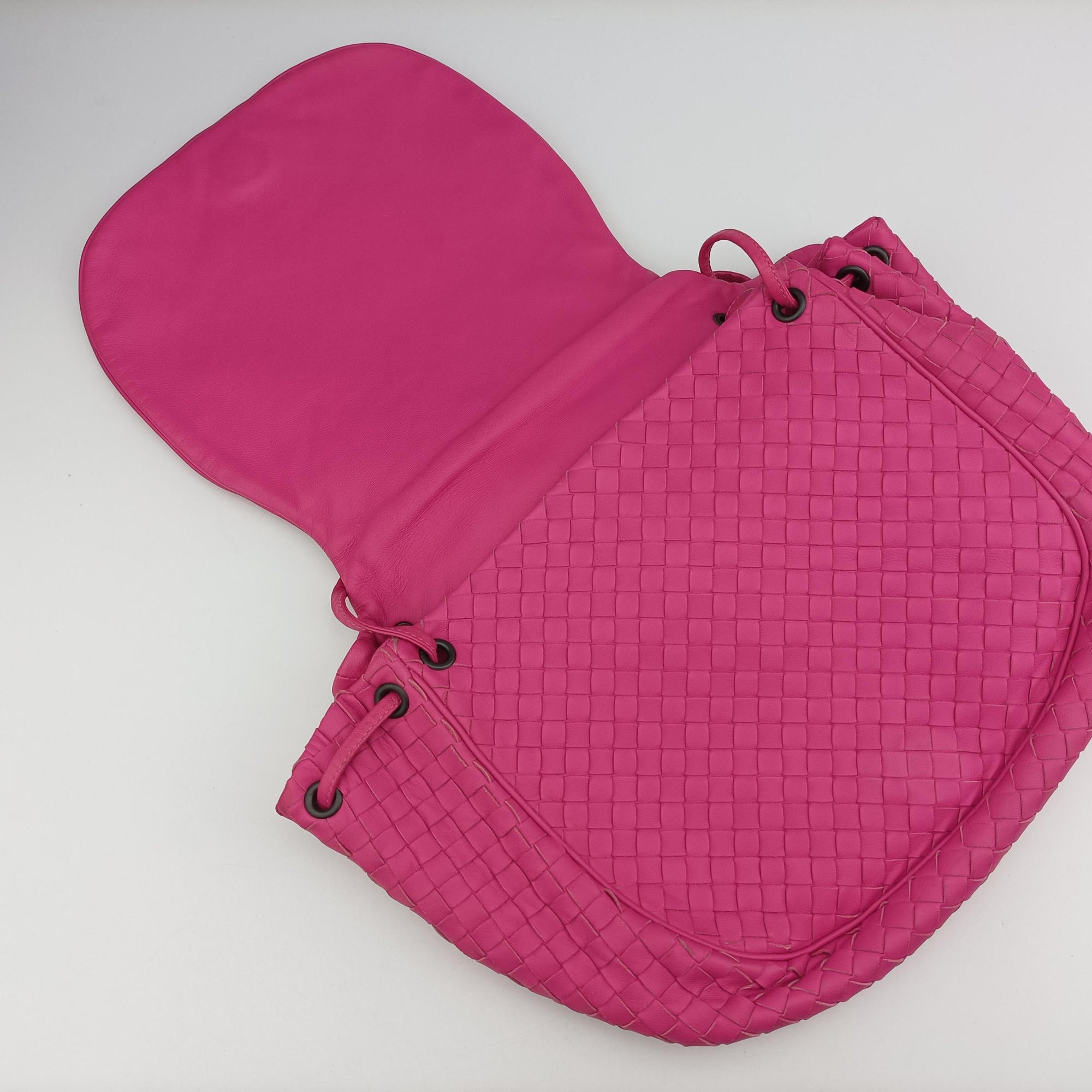 Vintage Bottega Veneta Intrecciato Rose lambskin  shoulderbag | stylenewstar
