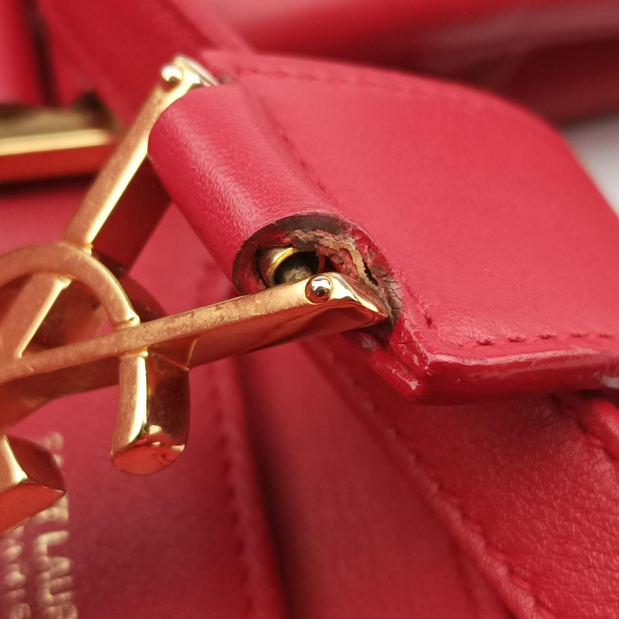 Pre-owned Yves Saint Laurent BABY CABAS Red Leather 394461 shoulderbag | stylenewstar