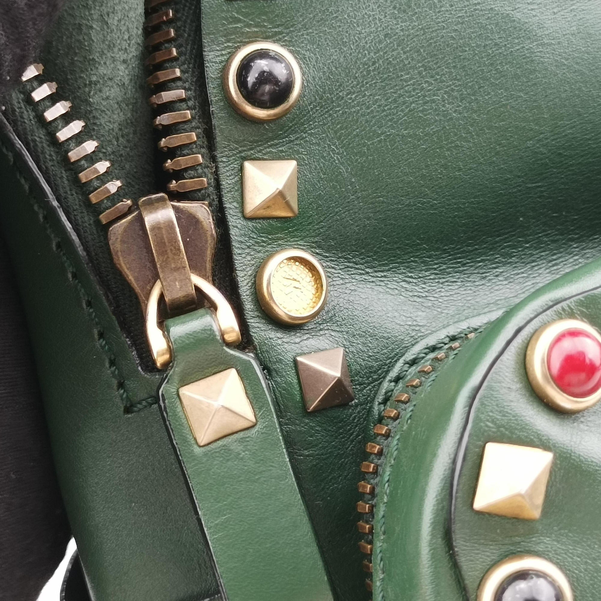 Pre-owned Valentino Rockstud Green Leather  backpack/rucksack | stylenewstar