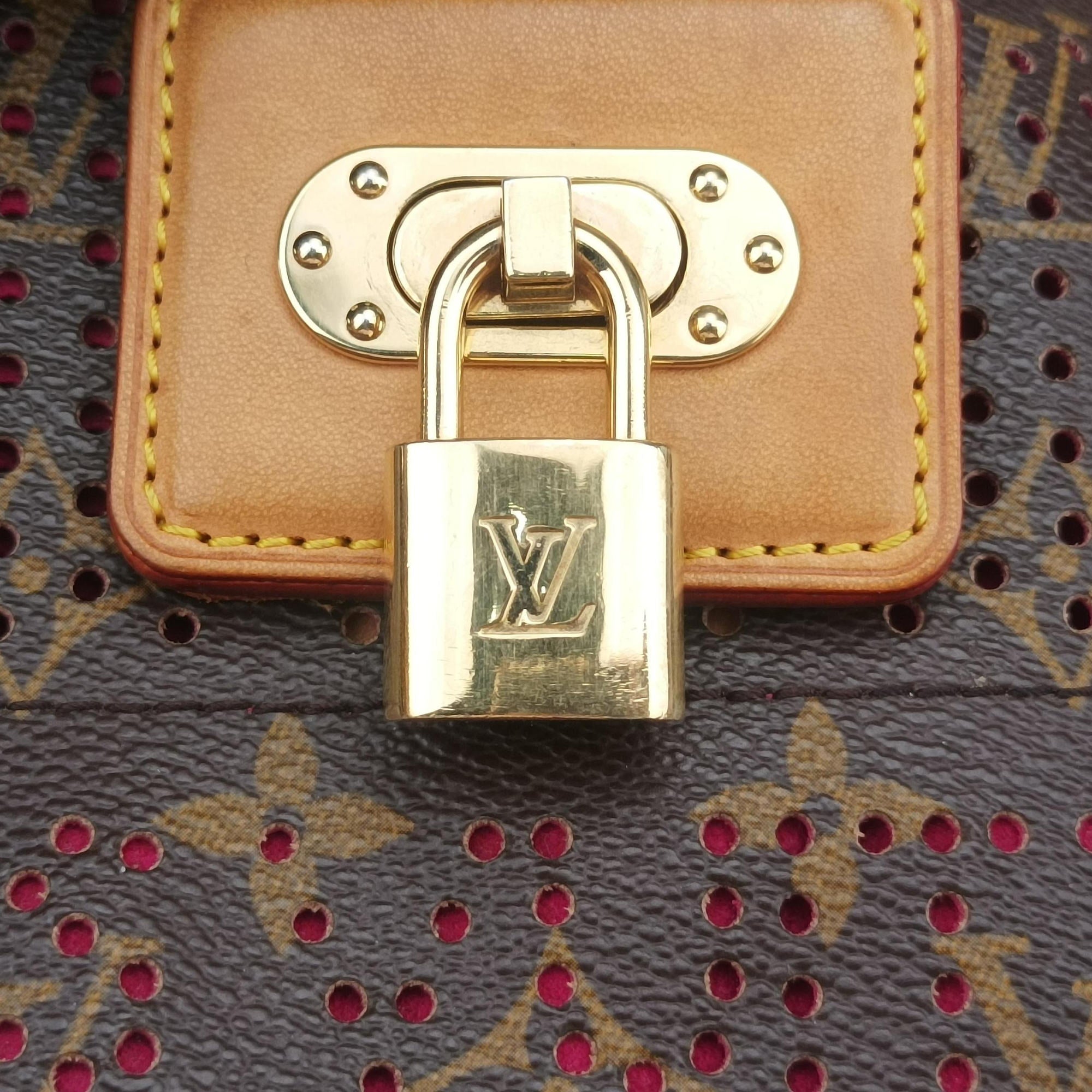 Secondhand Louis Vuitton Musette brown×FUCHSIA Monogram Perforated M95172 shoulderbag | stylenewstar