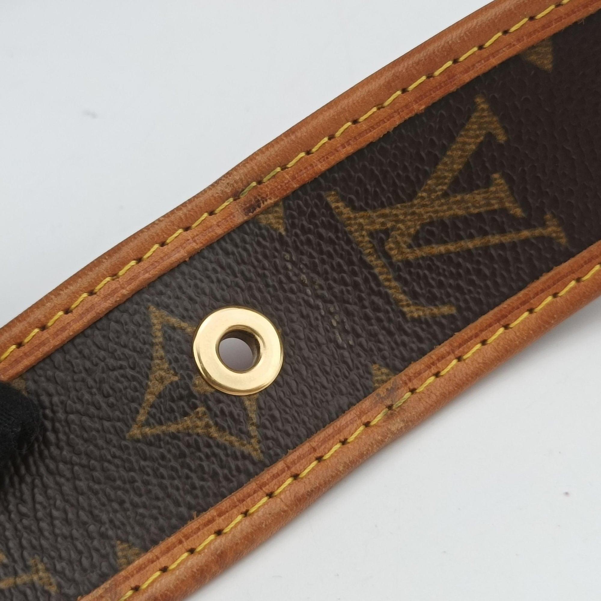Secondhand Louis Vuitton Musette brown×FUCHSIA Monogram Perforated M95172 shoulderbag | stylenewstar