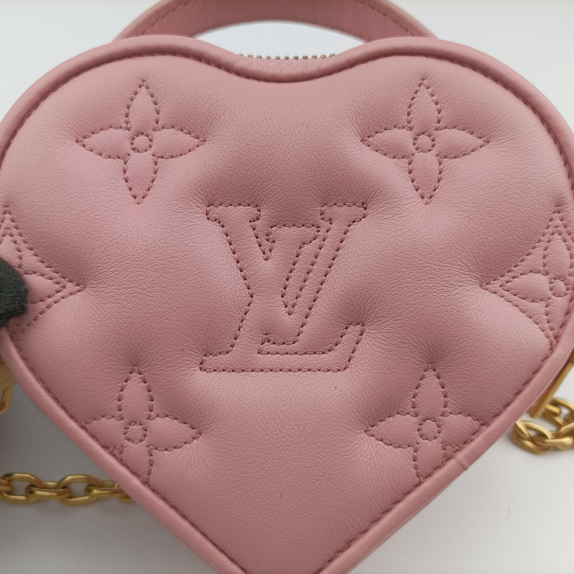 Secondhand Louis Vuitton Pop My Heart Pouch pink Leather M82526 shoulderbag | stylenewstar