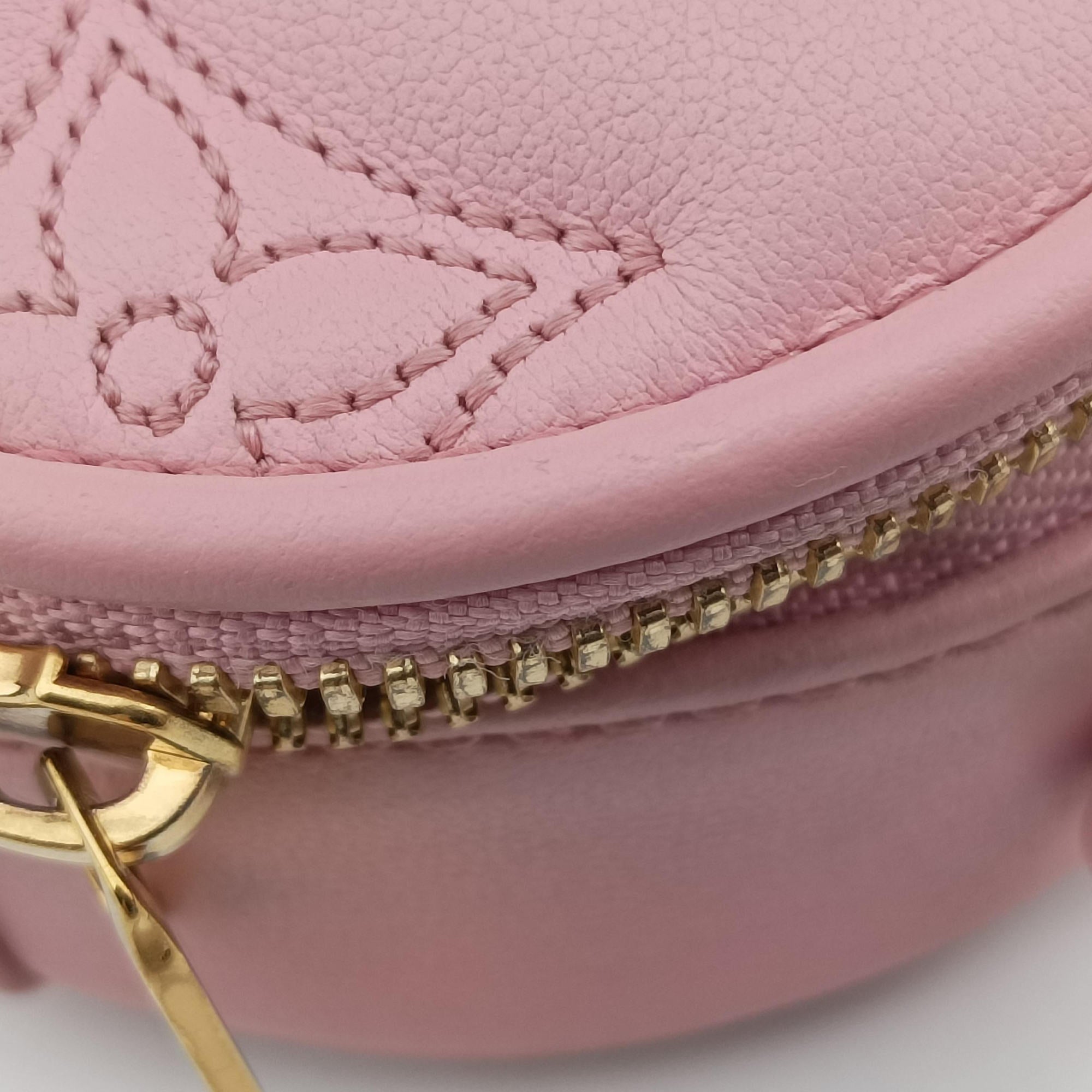 Secondhand Louis Vuitton Pop My Heart Pouch pink Leather M82526 shoulderbag | stylenewstar