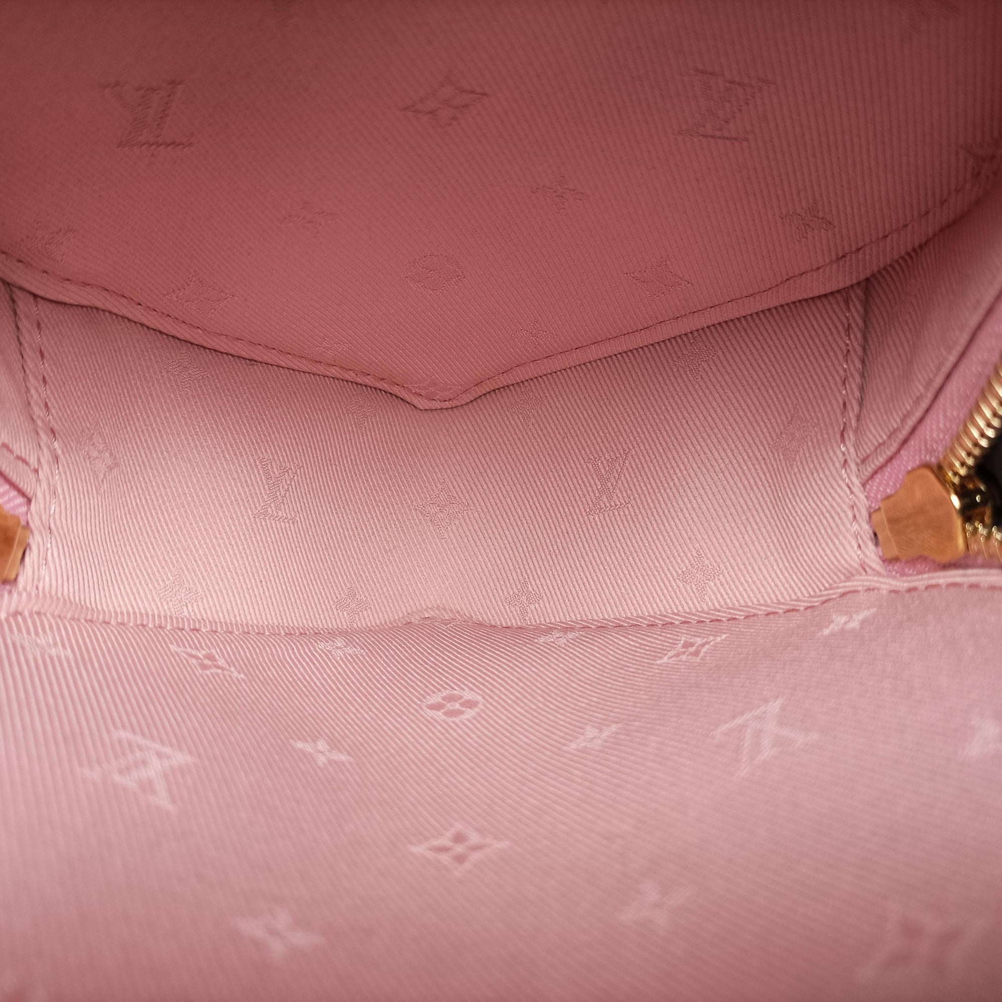 Secondhand Louis Vuitton Pop My Heart Pouch pink Leather M82526 shoulderbag | stylenewstar