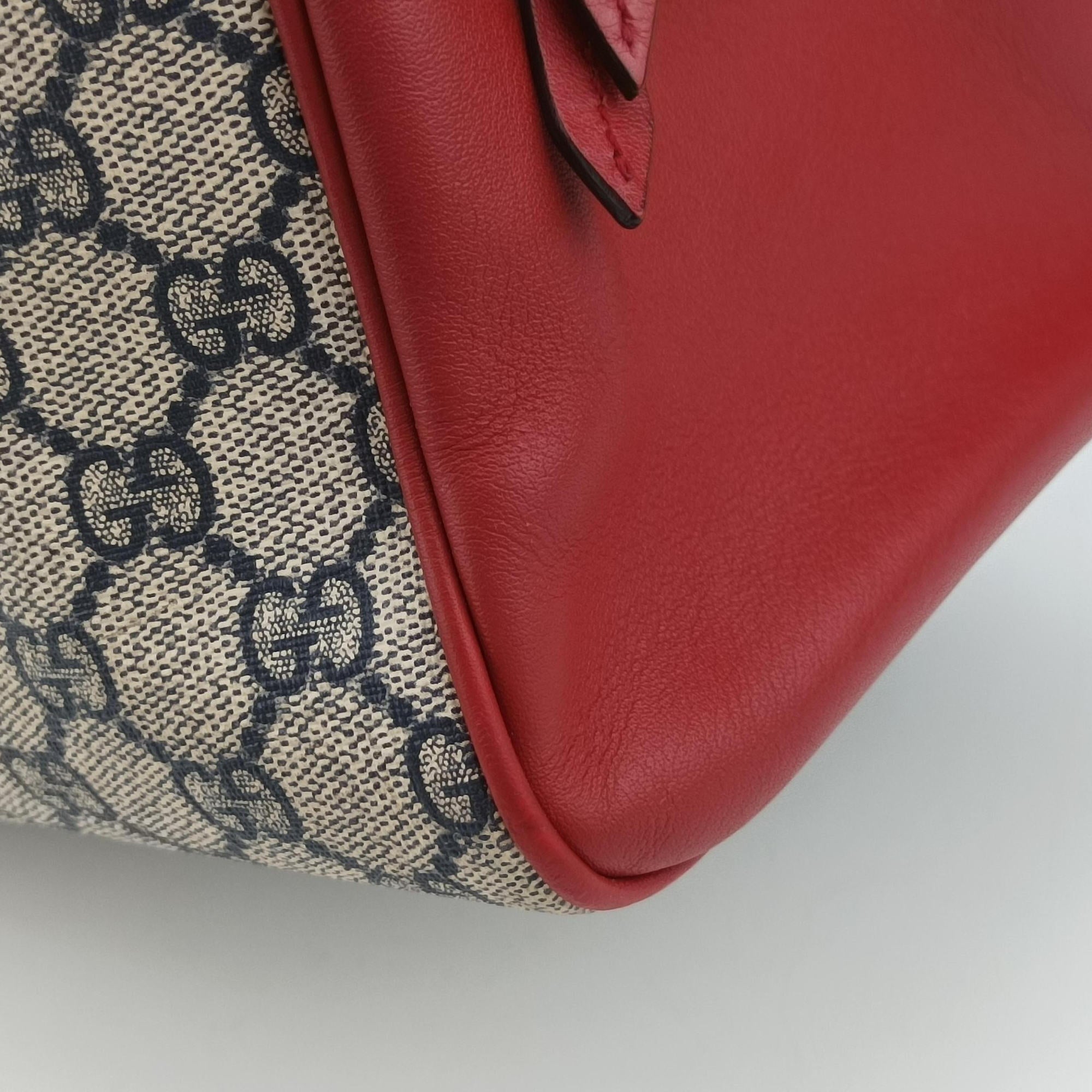 Pre-owned Gucci GG SUPREME Beige x Red x Navy PVC coated canvas×Leather 409529 shoulderbag | stylenewstar