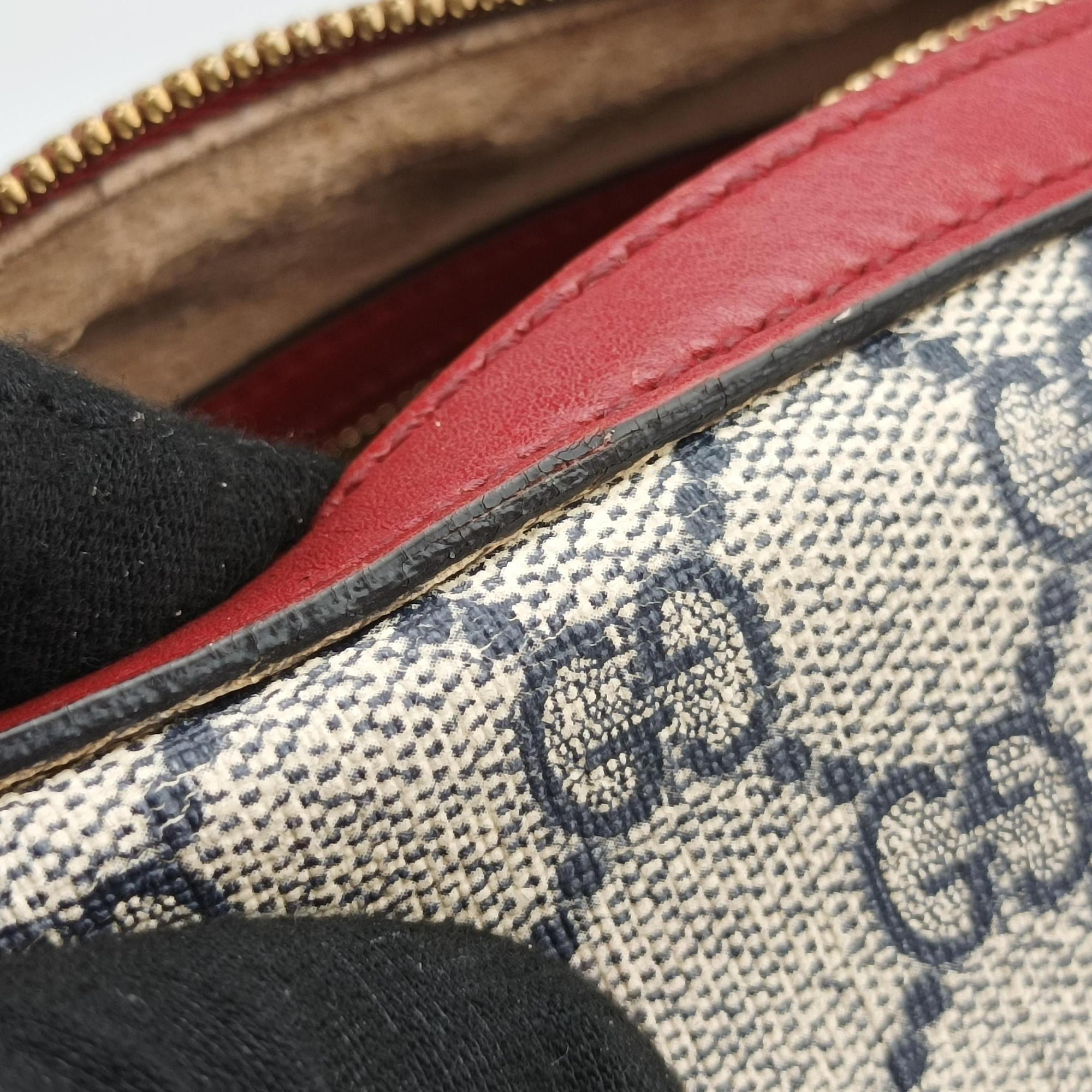 Pre-owned Gucci GG SUPREME Beige x Red x Navy PVC coated canvas×Leather 409529 shoulderbag | stylenewstar