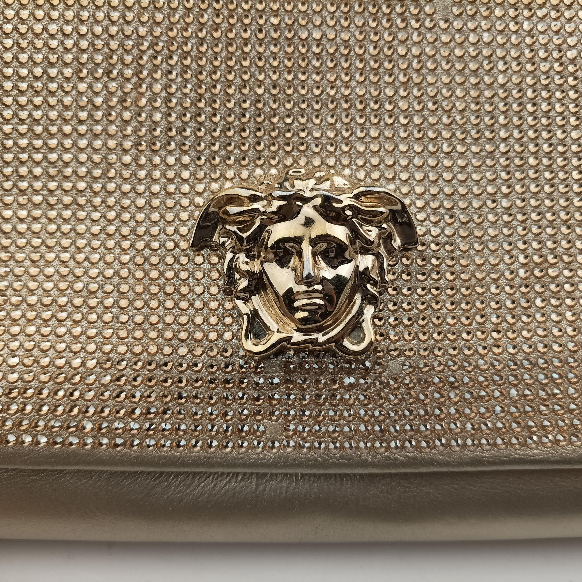 Pre-owned VERSACE medusa Golden Leather  shoulderbag | stylenewstar