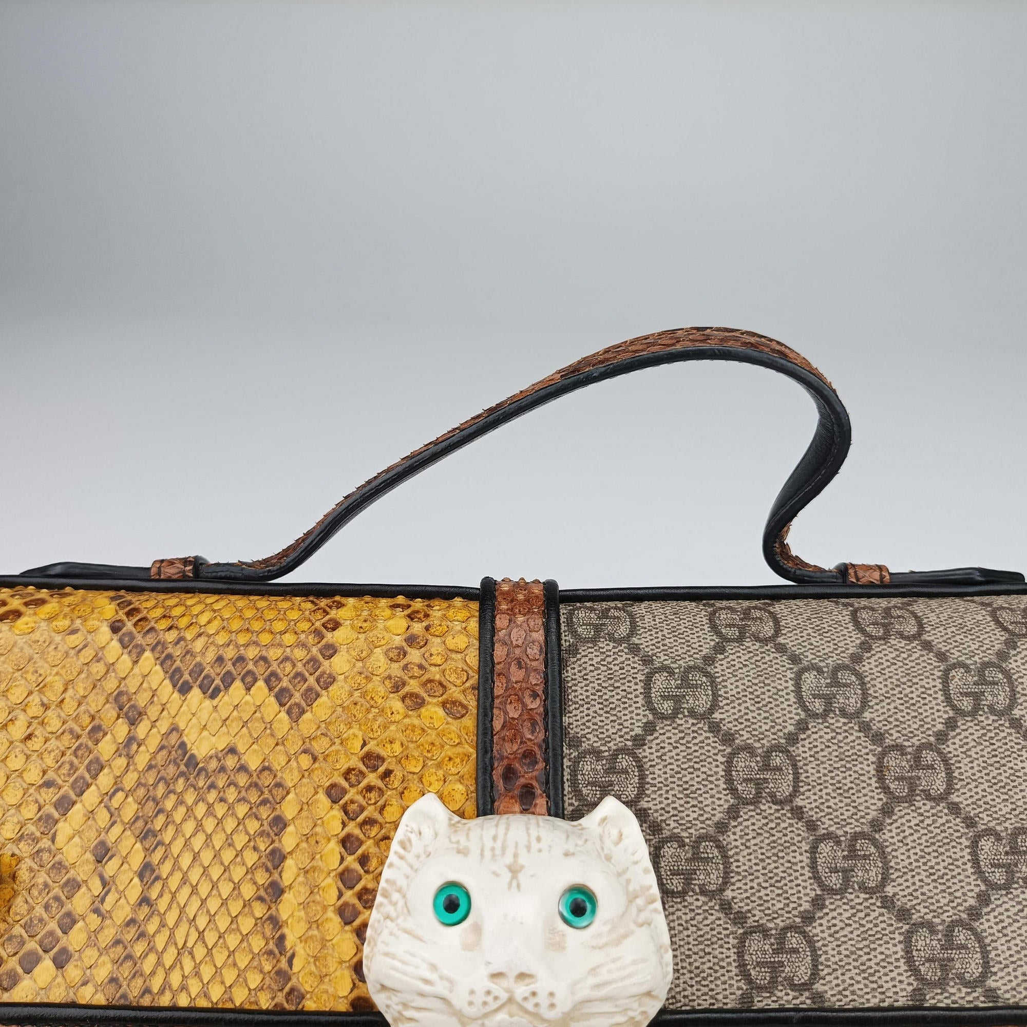 Secondhand Gucci Patchwork Cat Head Multicolor GG Supreme Canvas× Python×Suede 499822 shoulderbag | stylenewstar