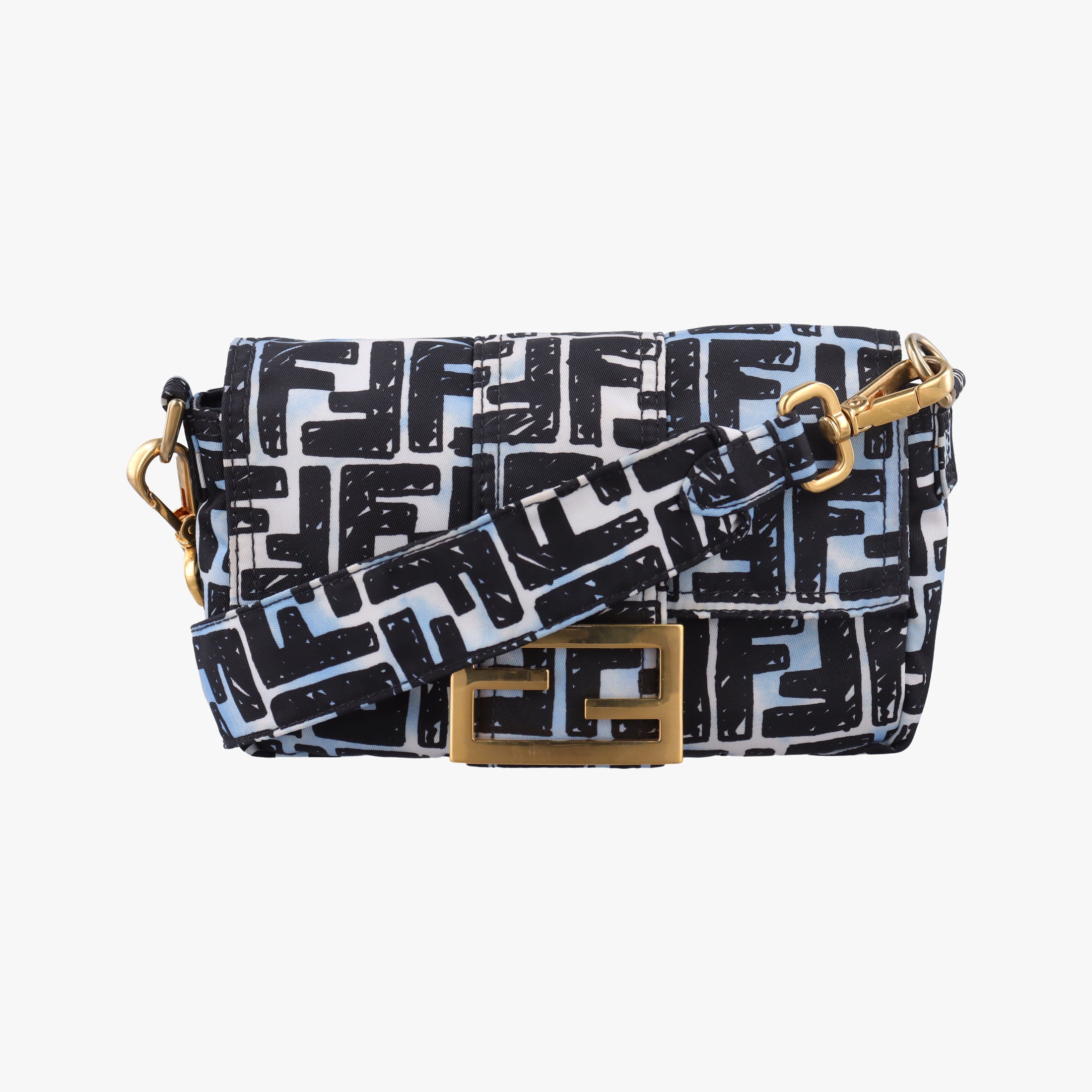 Pre-owned Fendi Mamma Bucket Black nylon 8BR784 shoulderbag | stylenewstar