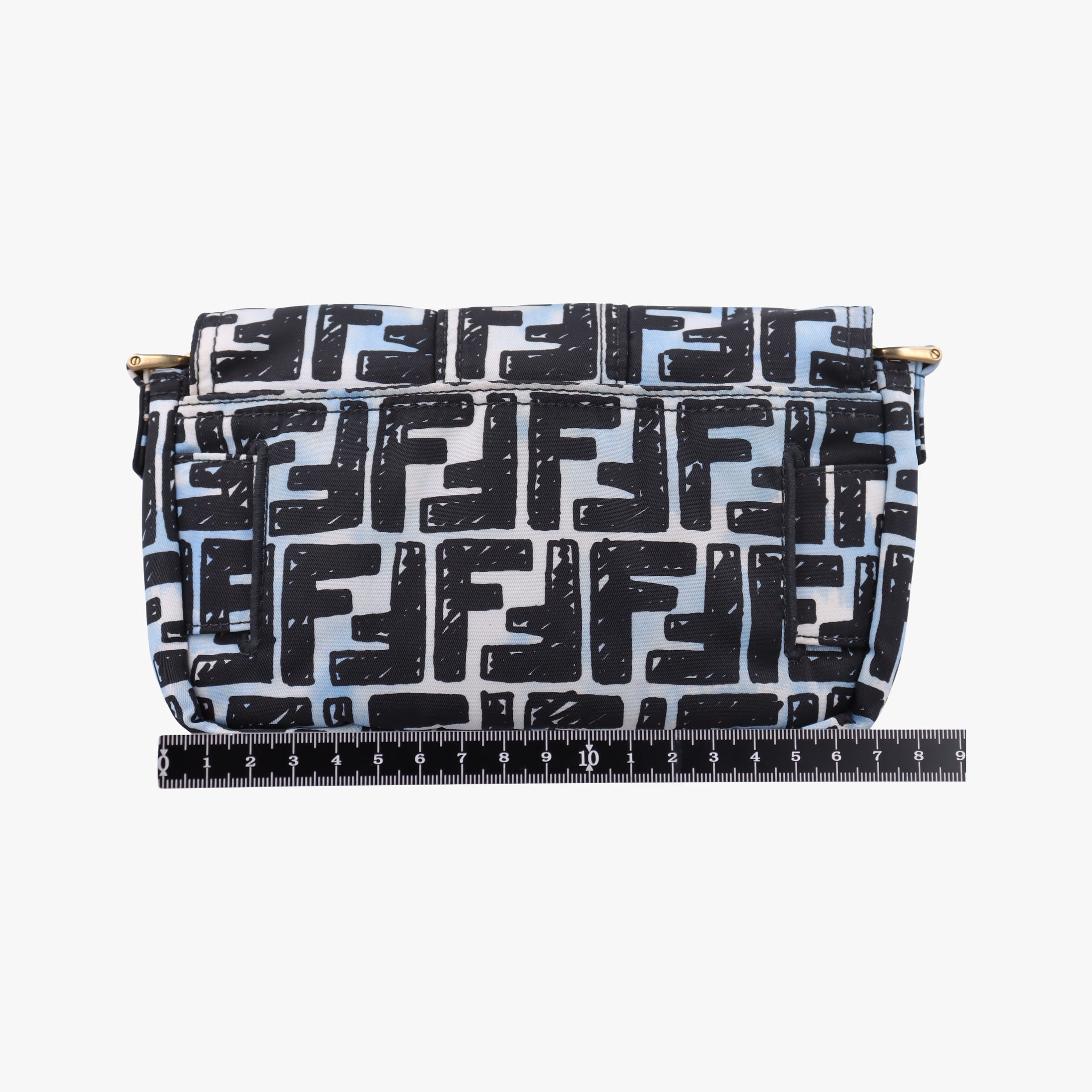 Pre-owned Fendi Mamma Bucket Black nylon 8BR784 shoulderbag | stylenewstar
