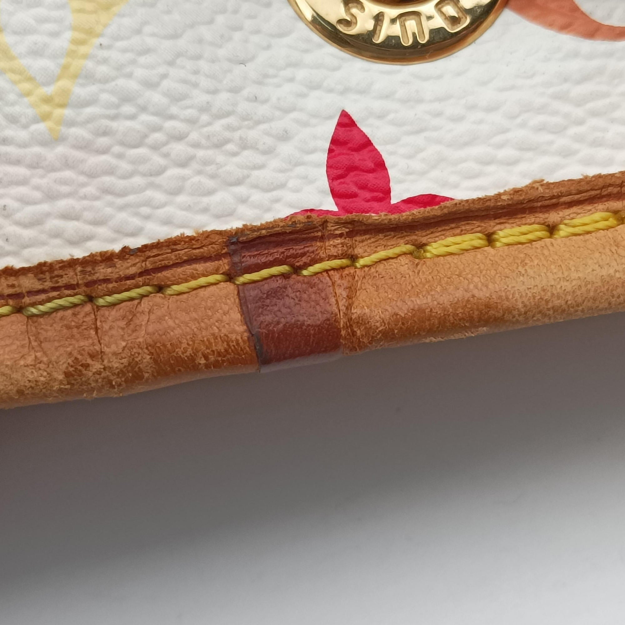Secondhand Louis Vuitton Petit NOe white Monogram Multicolor M42229 shoulderbag | stylenewstar