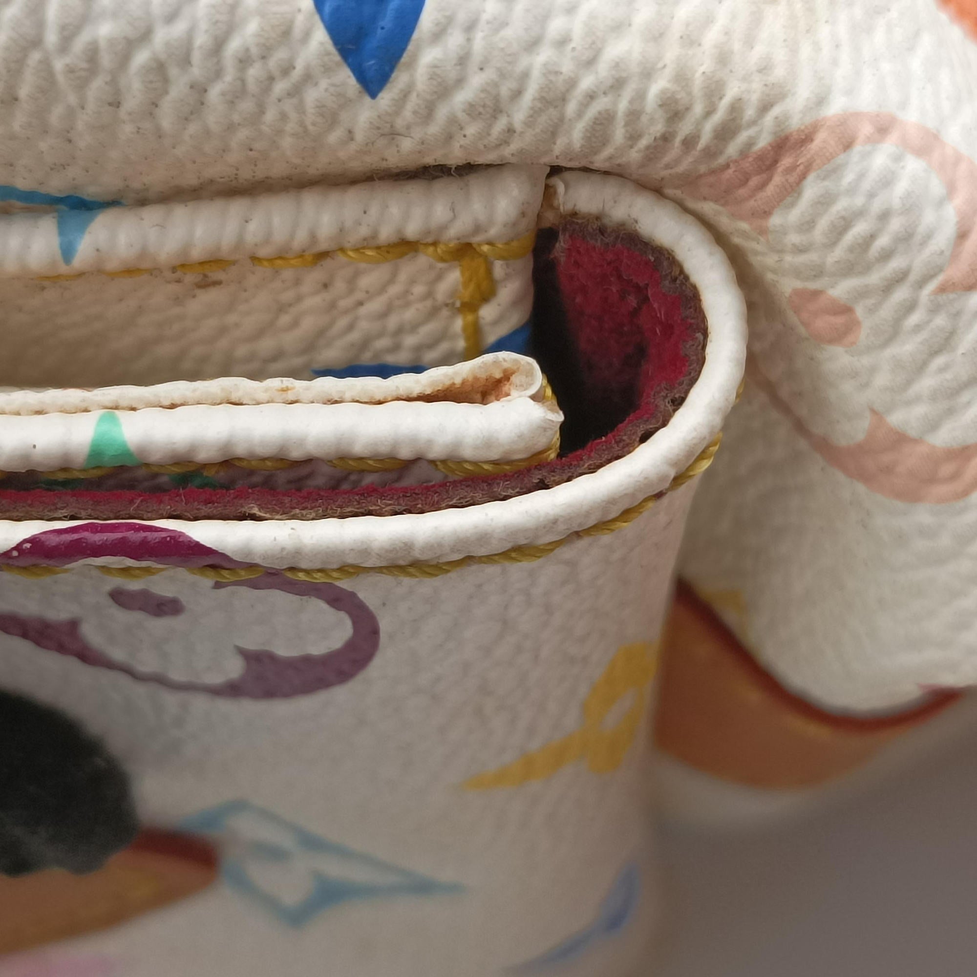 Secondhand Louis Vuitton Petit NOe white Monogram Multicolor M42229 shoulderbag | stylenewstar