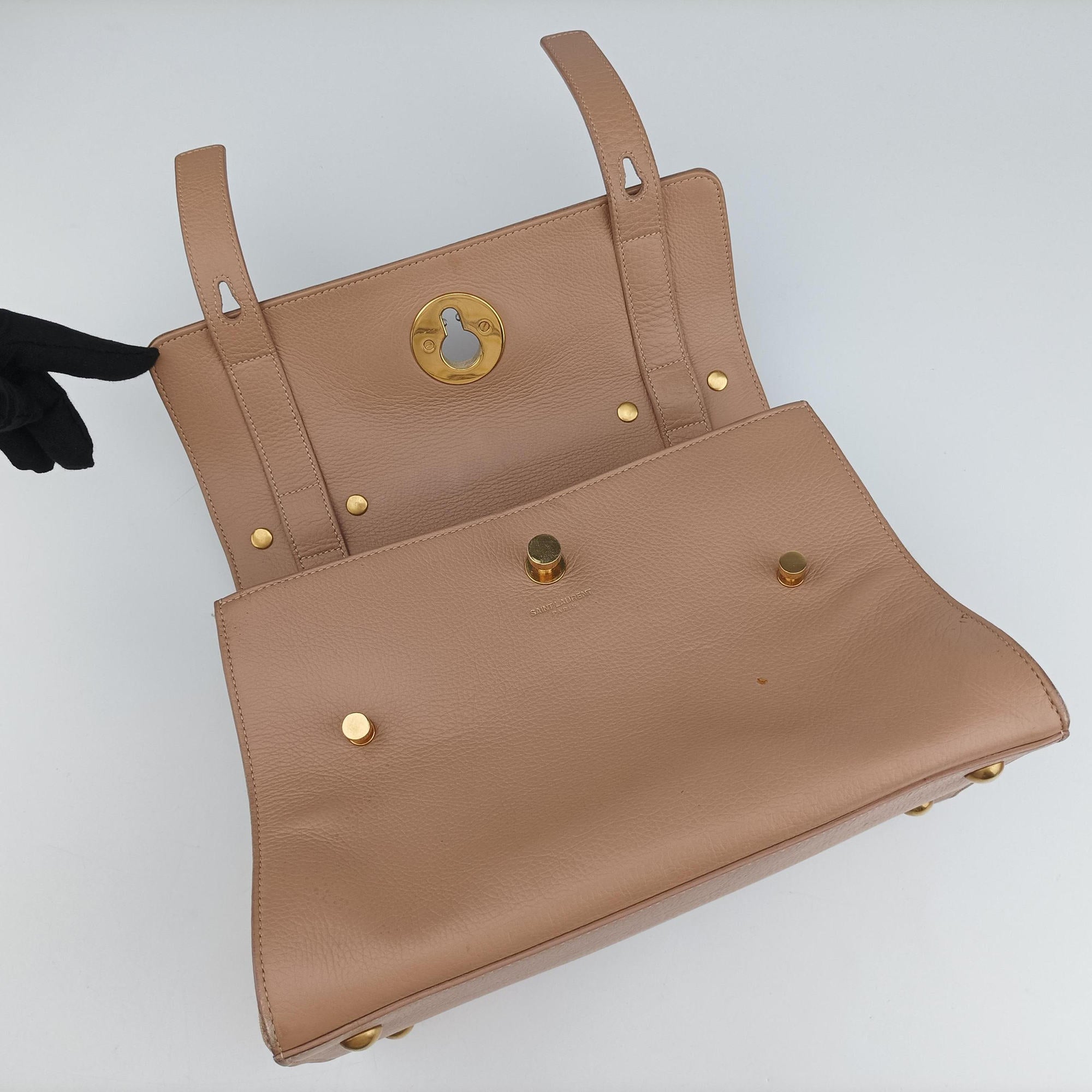 Pre-owned Yves Saint Laurent Muse Two Beige Leather 313499 shoulderbag | stylenewstar