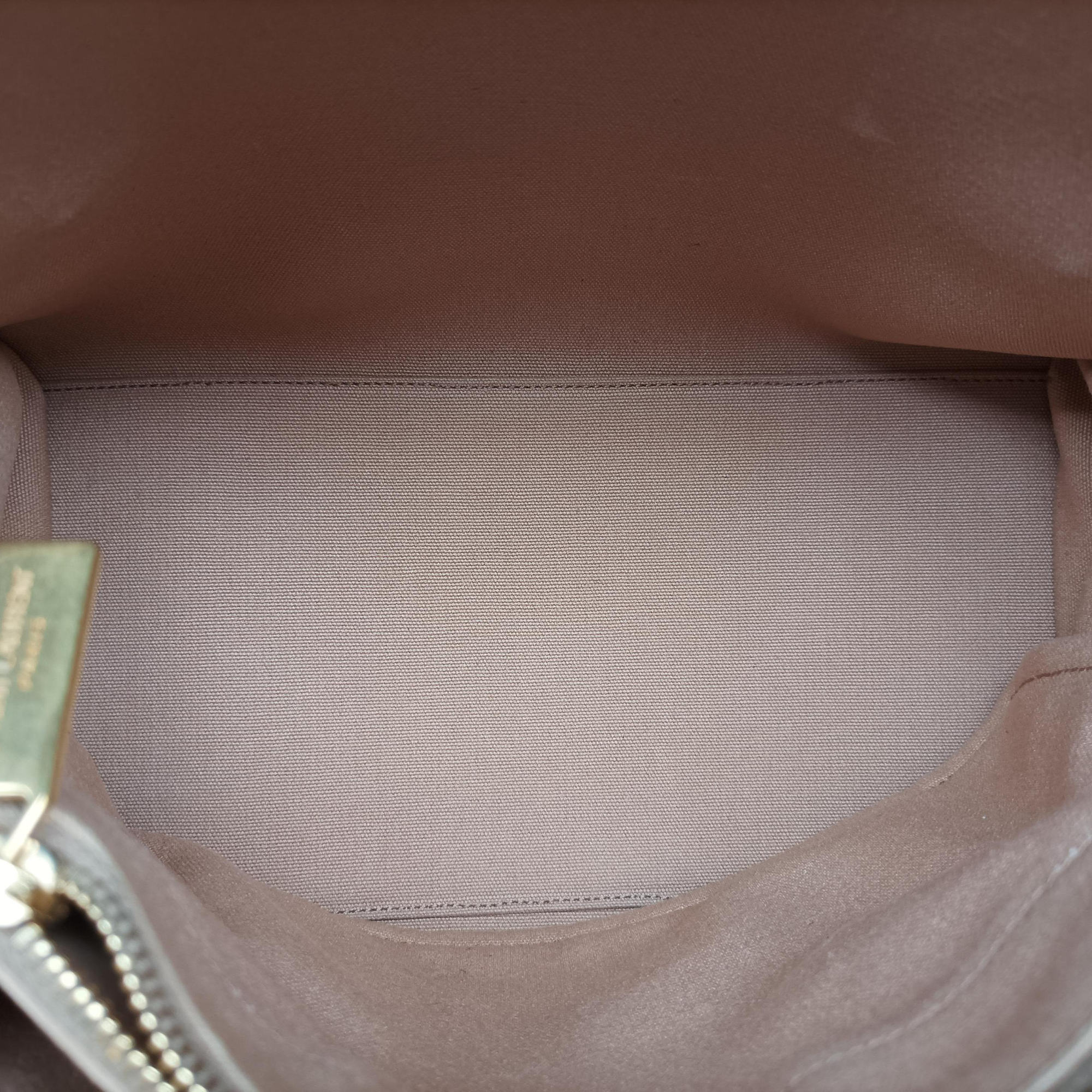 Pre-owned Yves Saint Laurent Muse Two Beige Leather 313499 shoulderbag | stylenewstar