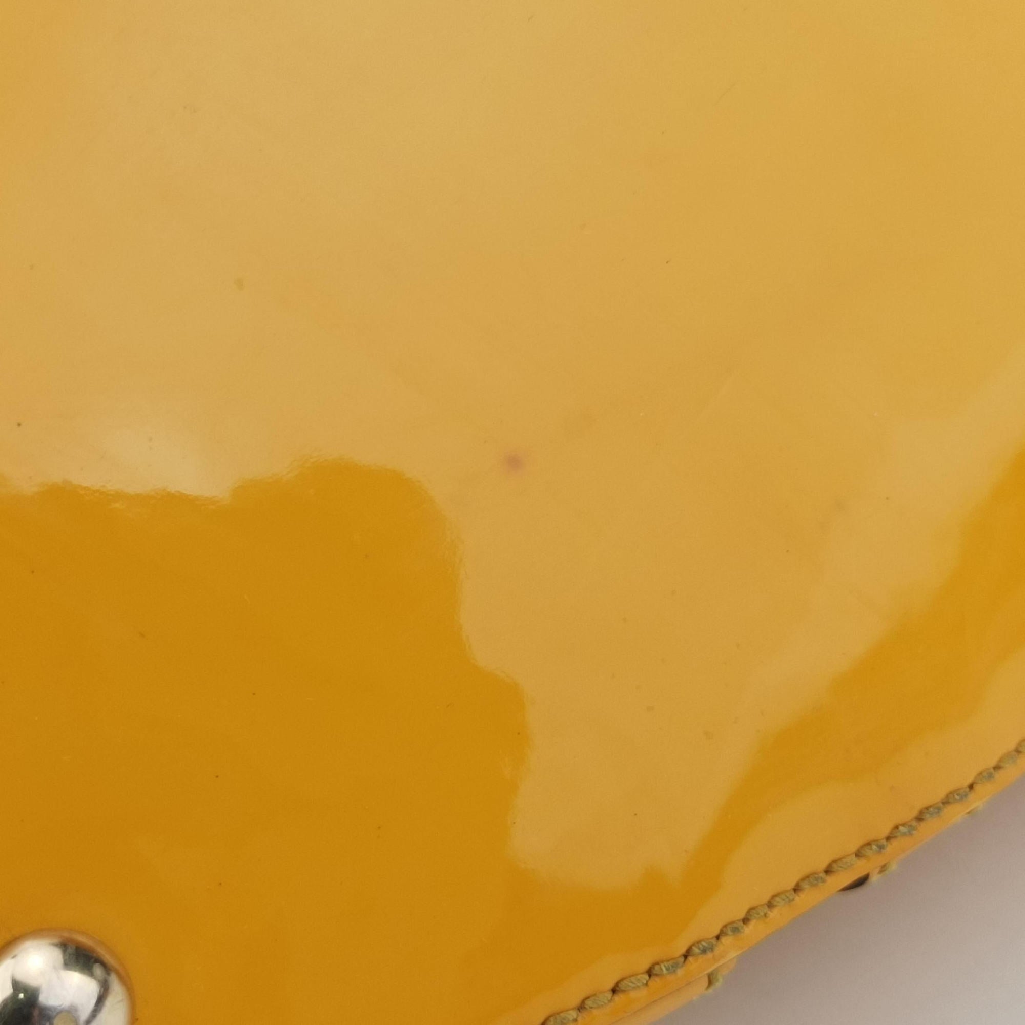 Pre-owned Gucci Microguccissima Yellow Patent Leather 309617 shoulderbag | stylenewstar
