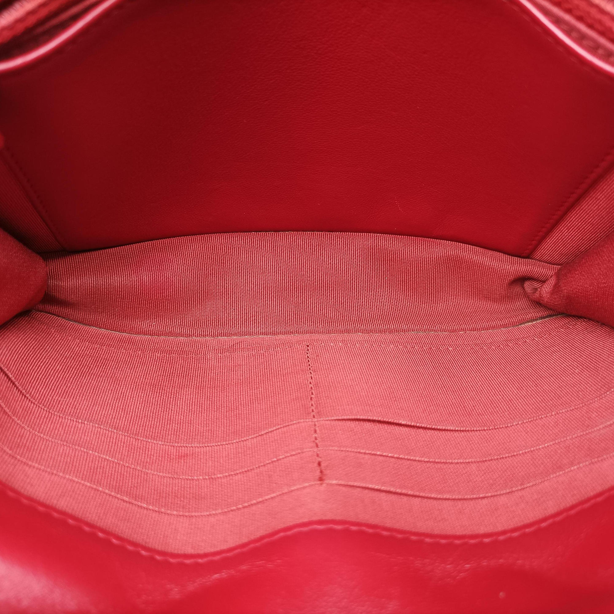 Pre-owned Chanel Matelasse coco mark Red lambskin A33814 shoulderbag | stylenewstar