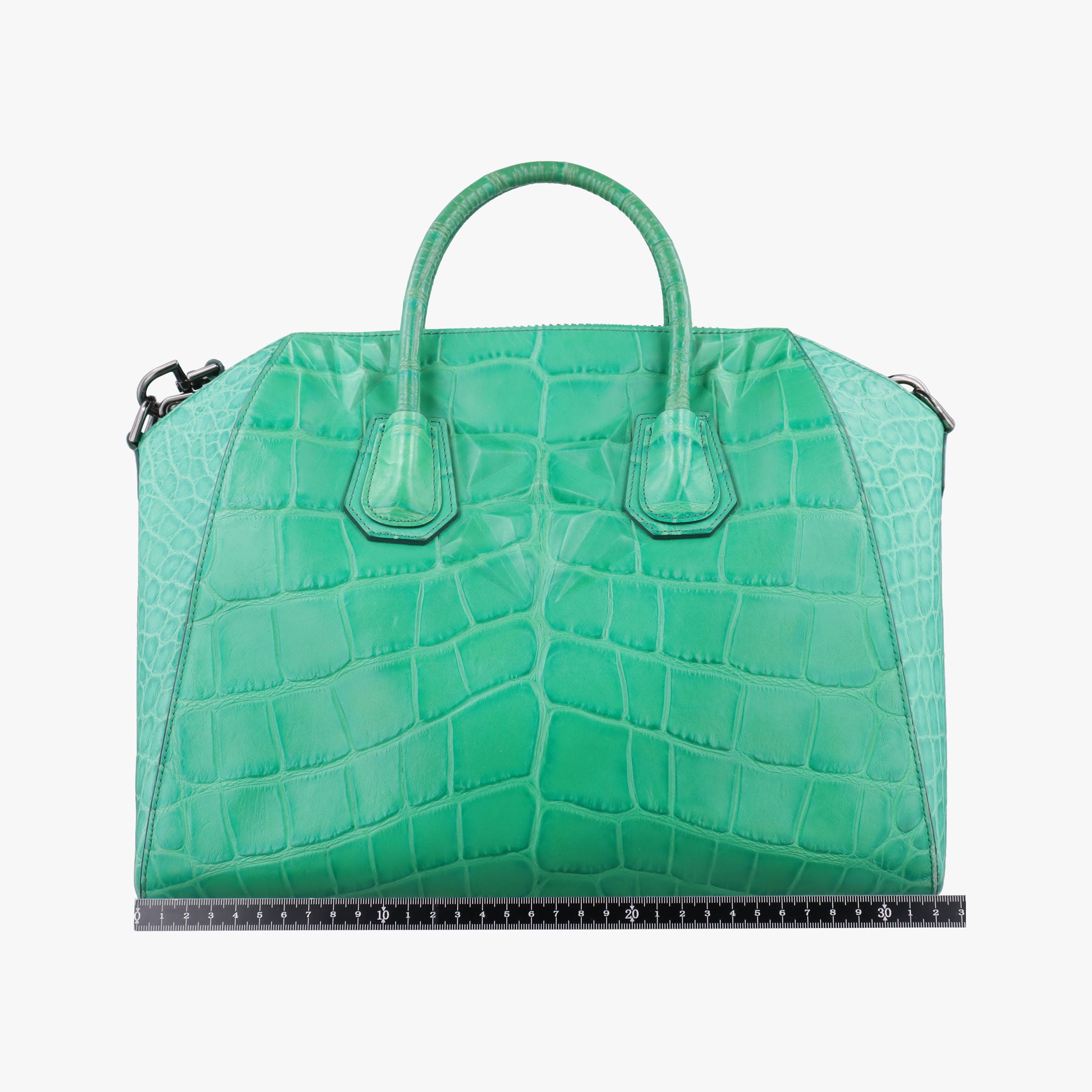 Pre-owned Givenchy Antigona Green Leather  shoulderbag | stylenewstar