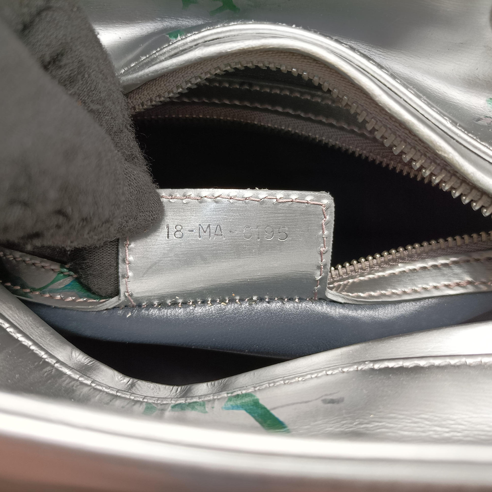 Pre-owned Christian Dior Lady Dior Floral Printed Silver Patent Leather  shoulderbag | stylenewstar