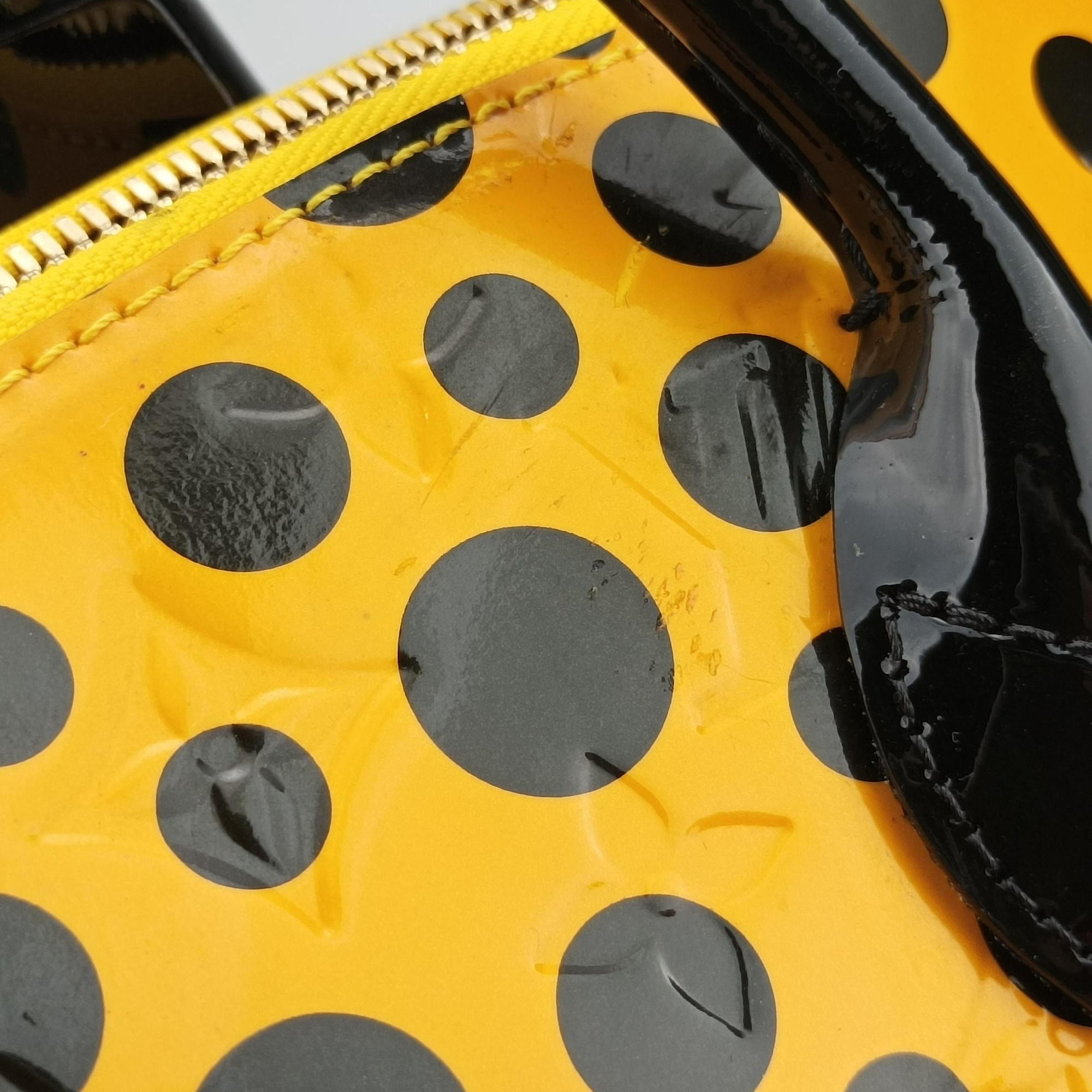 Pre-owned Louis Vuitton Dot Infinity Lockit MM Yayoi Kusama Jaune×Black Vernis M91398 handbag | stylenewstar