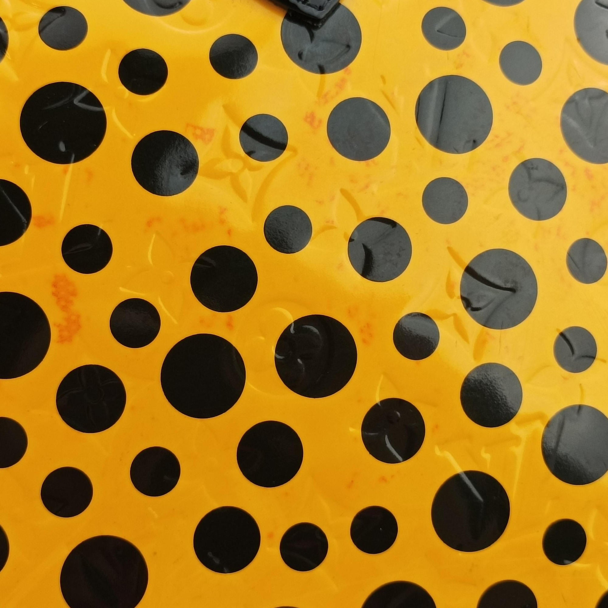 Pre-owned Louis Vuitton Dot Infinity Lockit MM Yayoi Kusama Jaune×Black Vernis M91398 handbag | stylenewstar