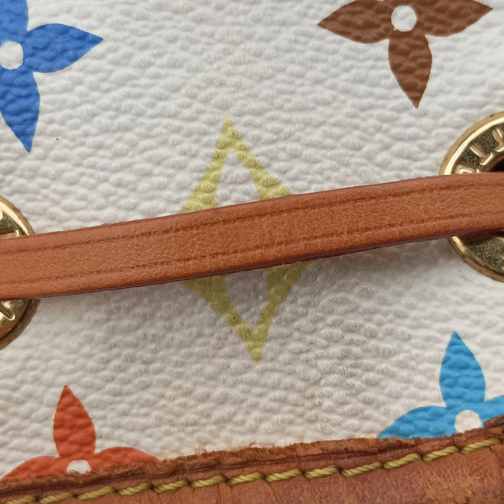 Pre-owned Louis Vuitton Petit NOe white Monogram Multicolor M42229 shoulderbag | stylenewstar