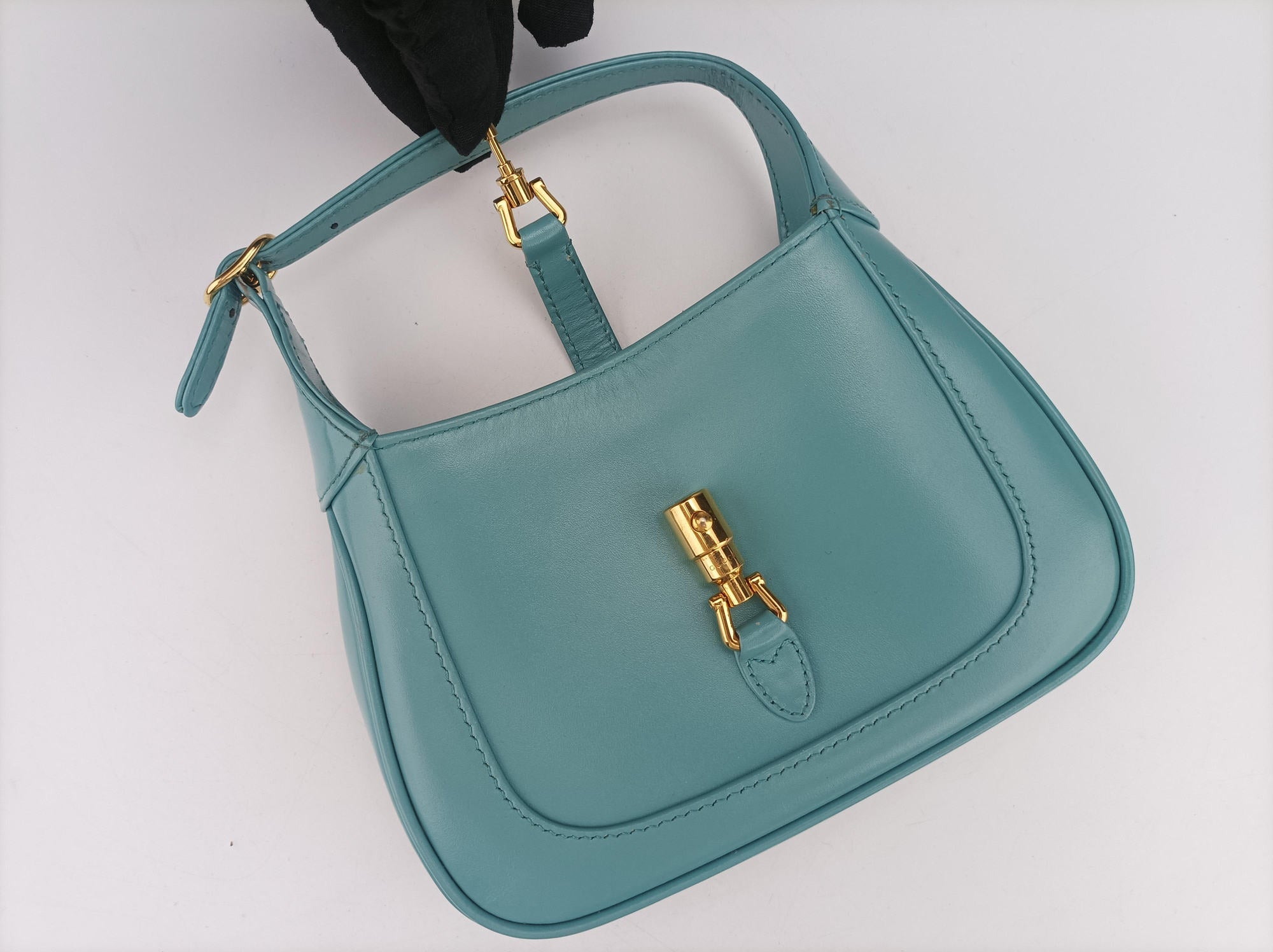 Vintage Gucci JACKIE 1961 Blue Leather 637091 shoulderbag | stylenewstar