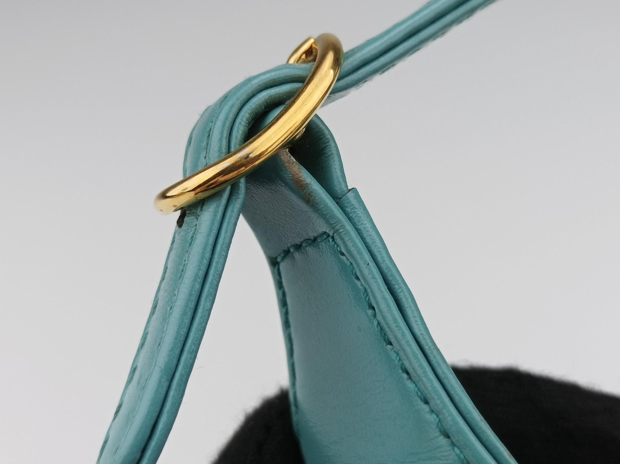 Vintage Gucci JACKIE 1961 Blue Leather 637091 shoulderbag | stylenewstar