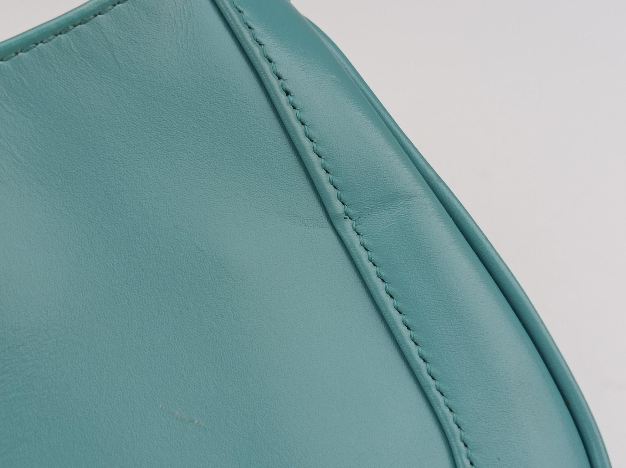 Vintage Gucci JACKIE 1961 Blue Leather 637091 shoulderbag | stylenewstar