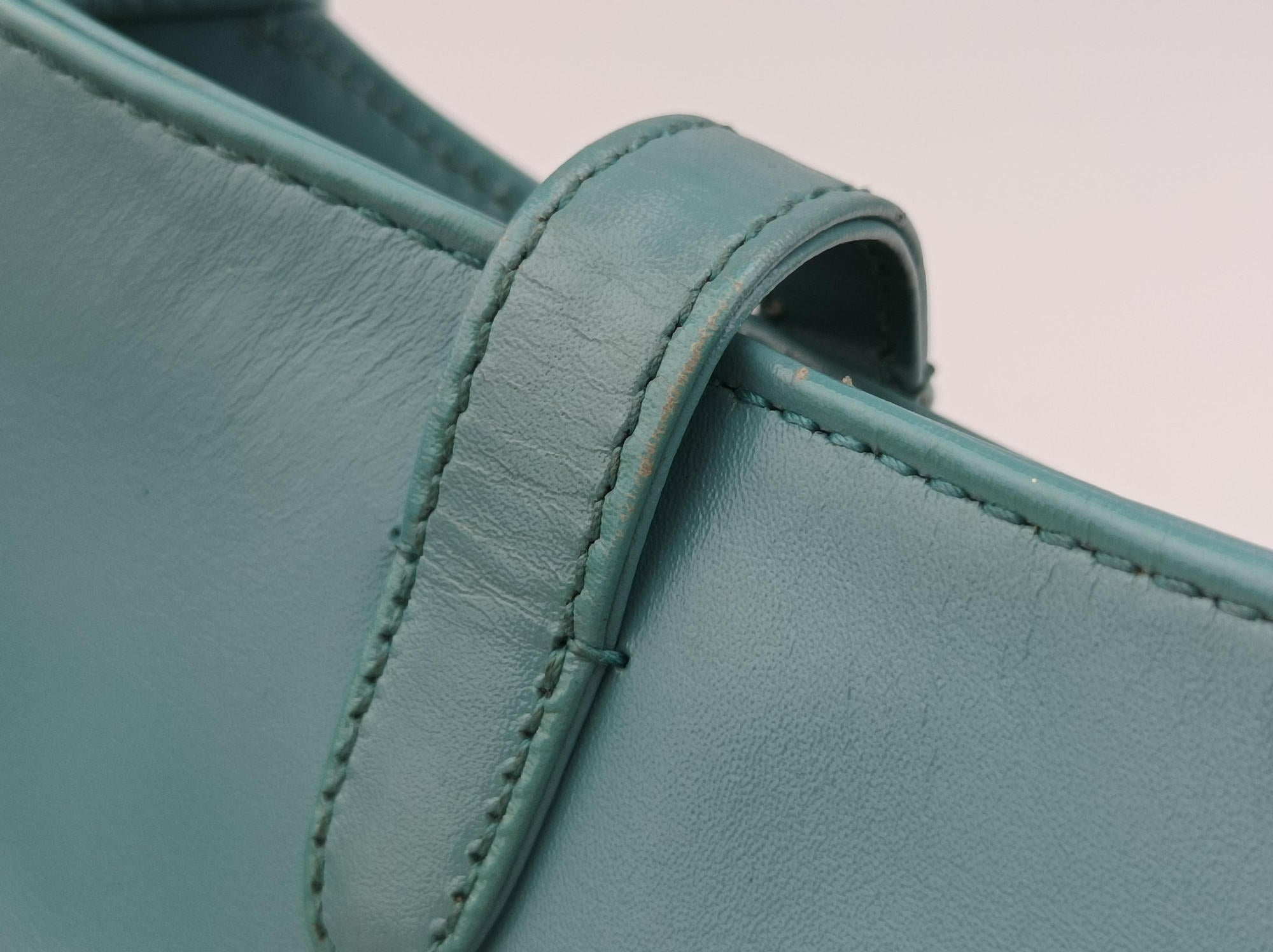 Vintage Gucci JACKIE 1961 Blue Leather 637091 shoulderbag | stylenewstar