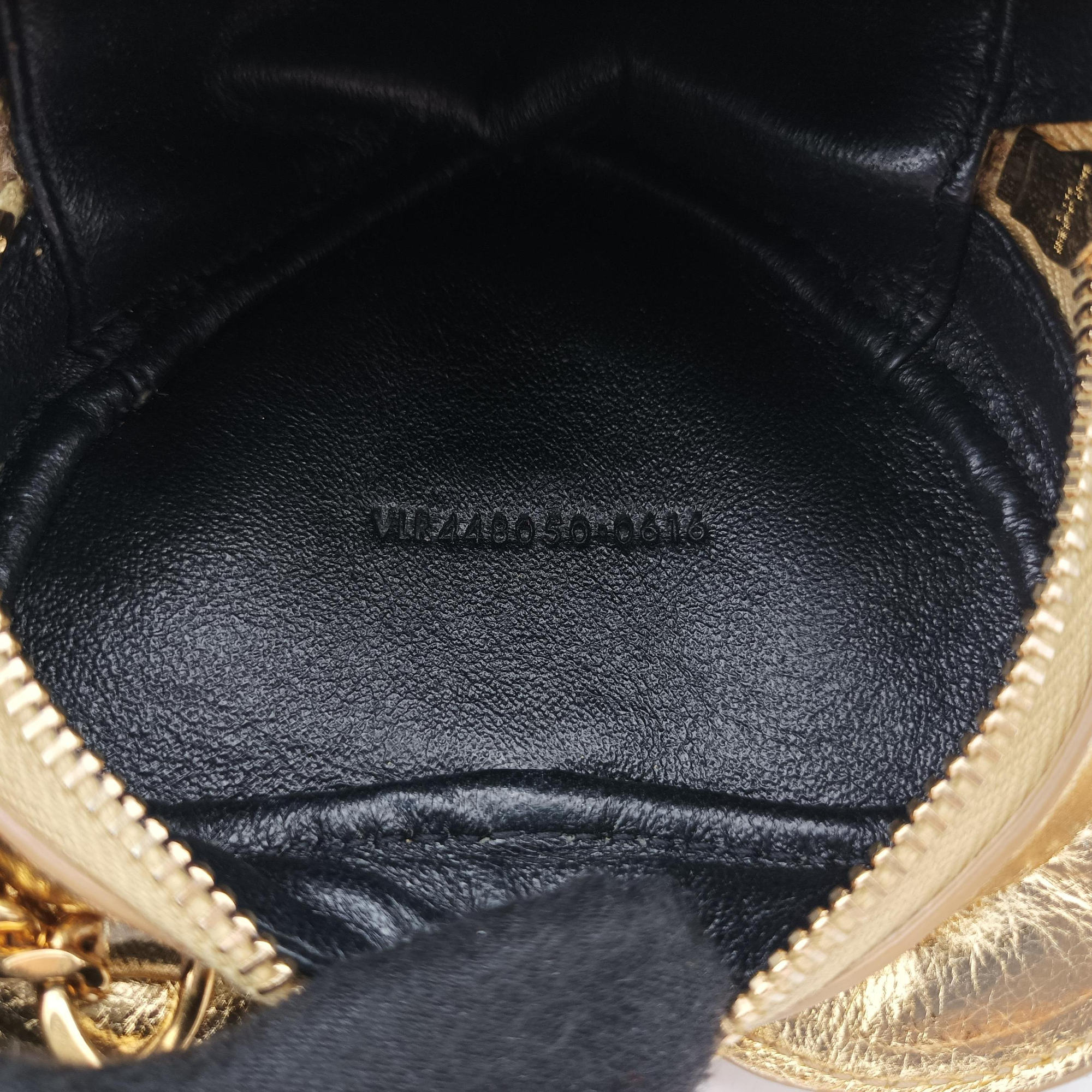 Vintage Yves Saint Laurent Love heart V stitch Golden Leather 448050 shoulderbag | stylenewstar