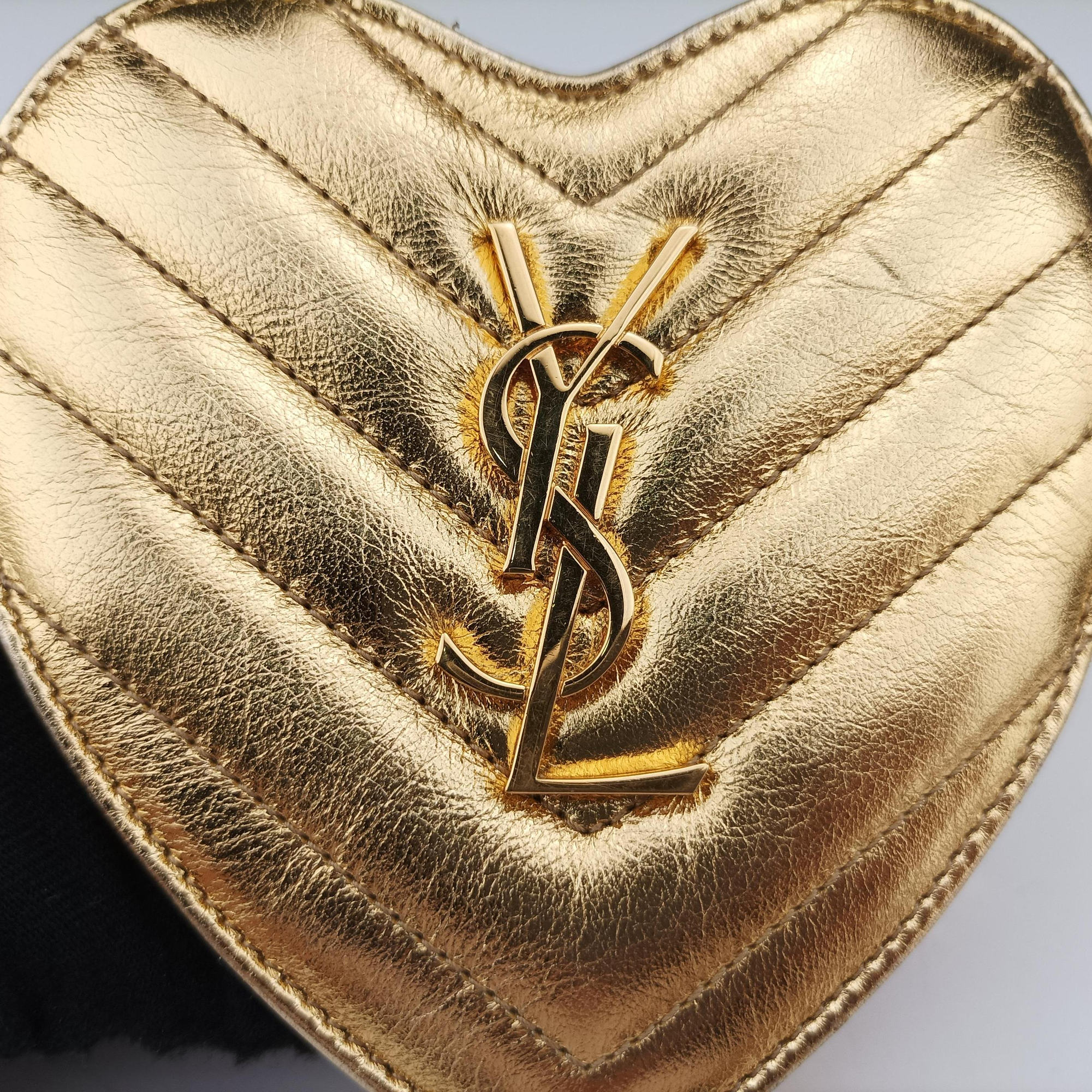 Vintage Yves Saint Laurent Love heart V stitch Golden Leather 448050 shoulderbag | stylenewstar