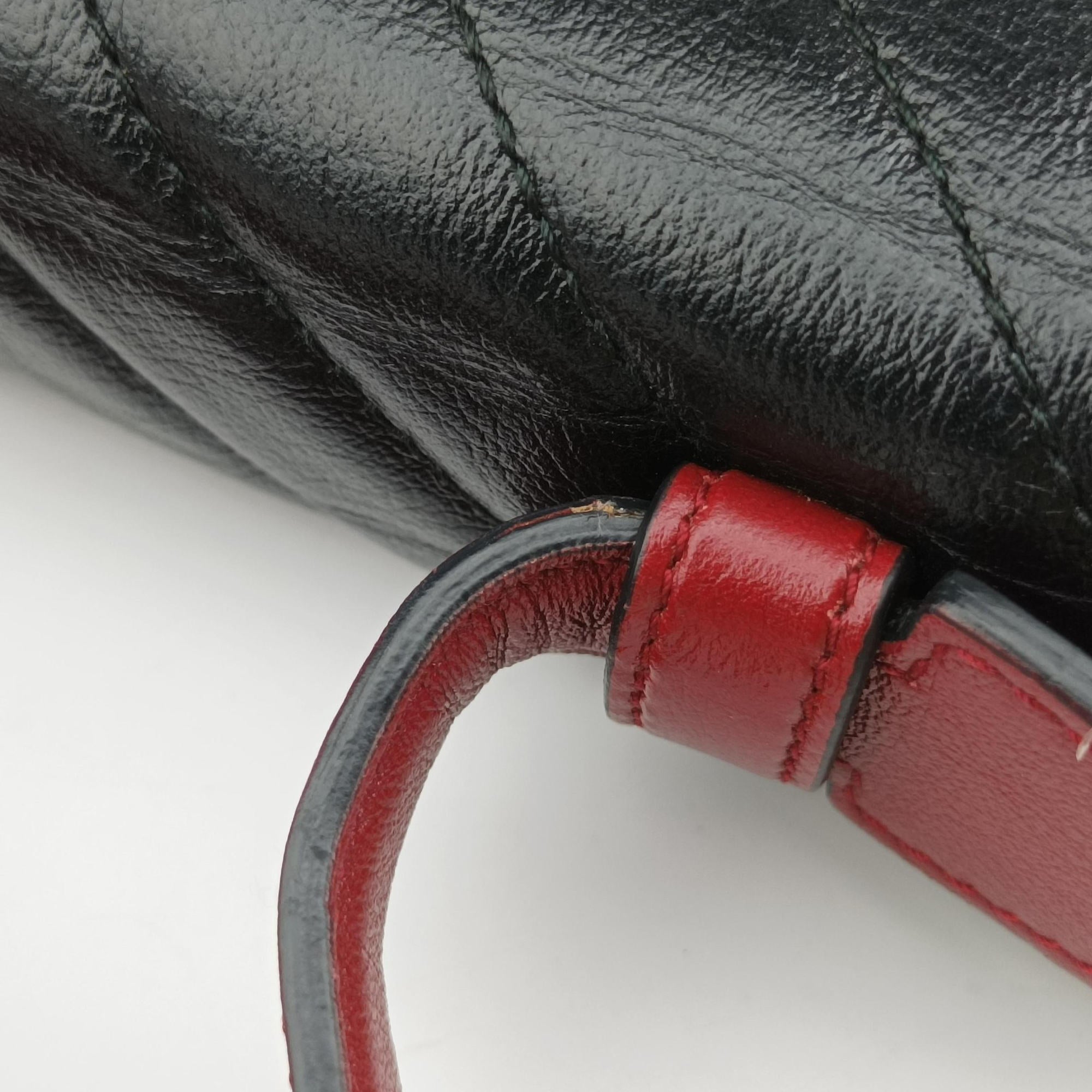 Vintage Gucci GG Marmont Black×red Leather 498109 shoulderbag | stylenewstar