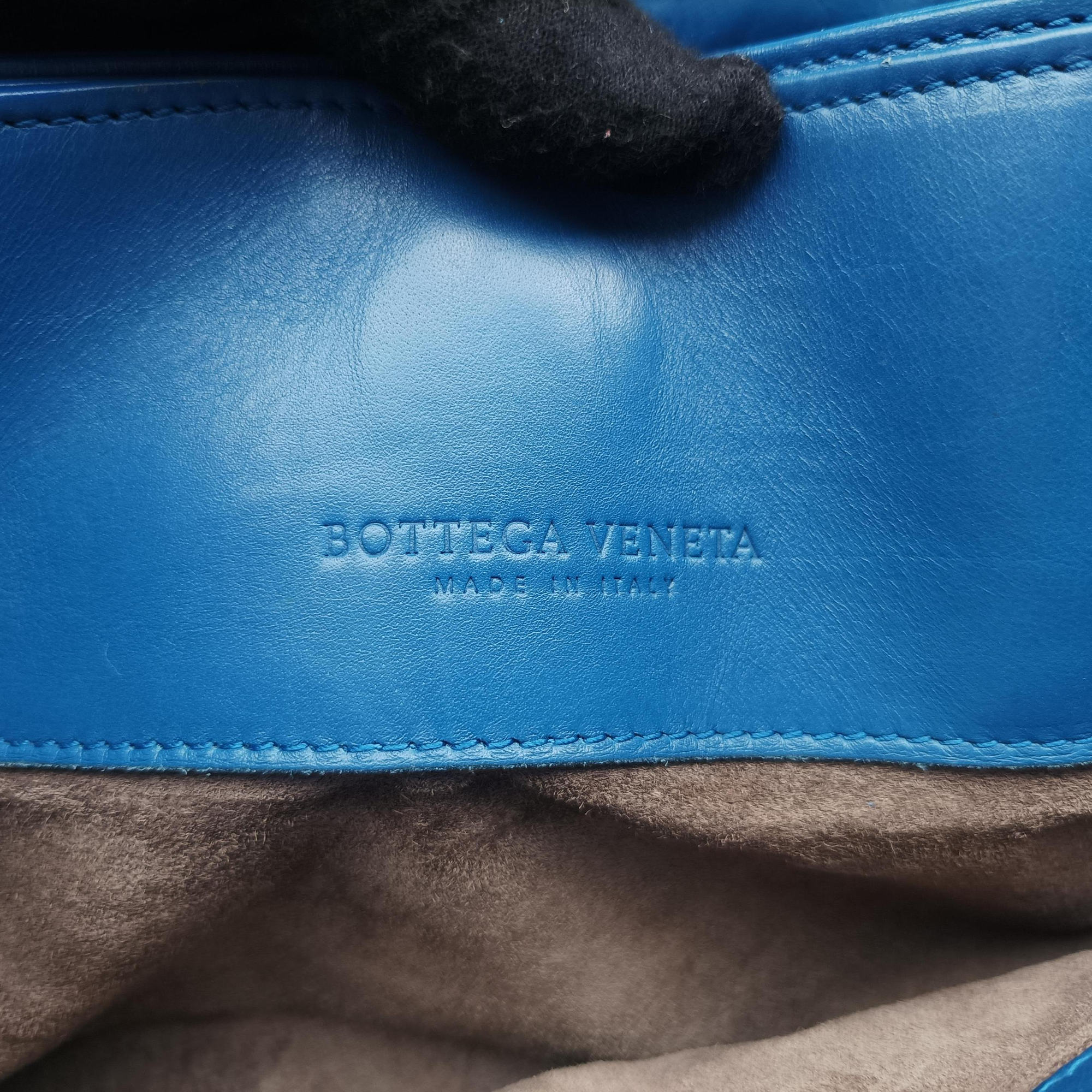 Pre-owned Bottega Veneta Roma Intrecciato Blue lambskin  shoulderbag | stylenewstar
