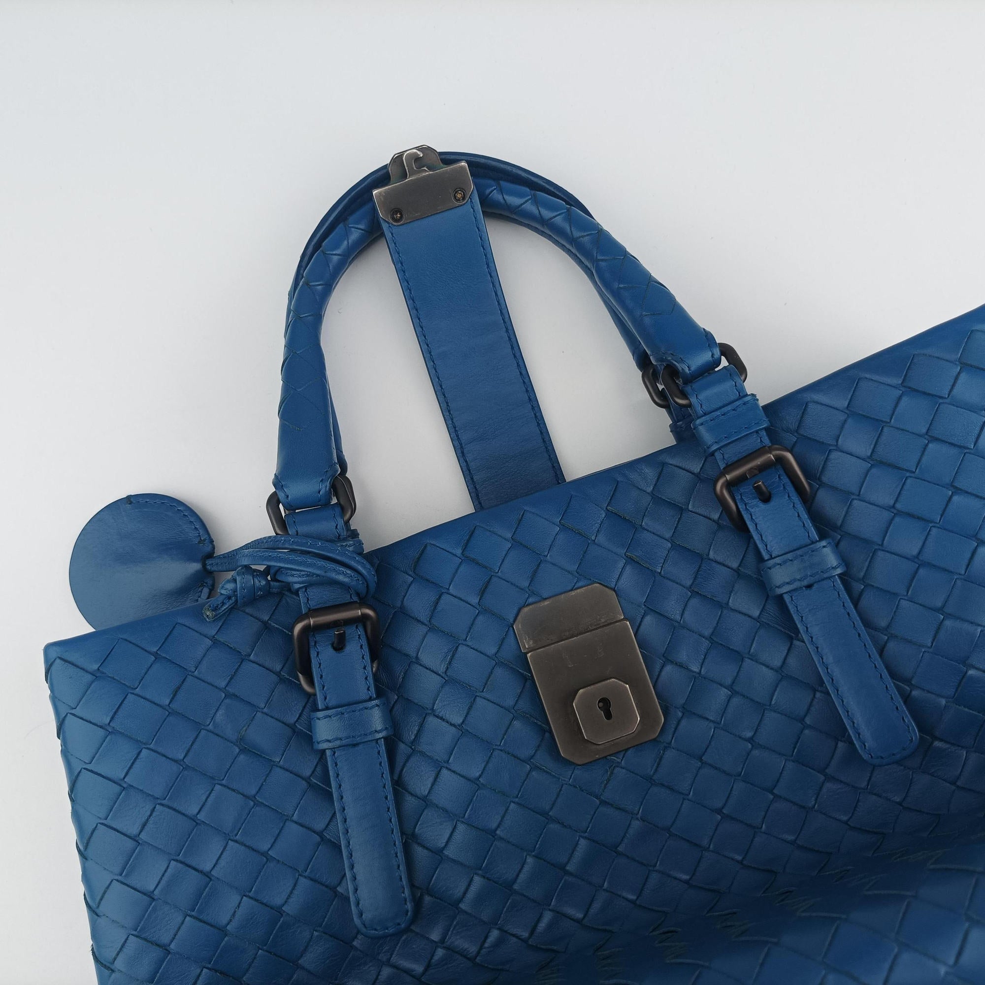 Pre-owned Bottega Veneta Roma Intrecciato Blue lambskin  shoulderbag | stylenewstar