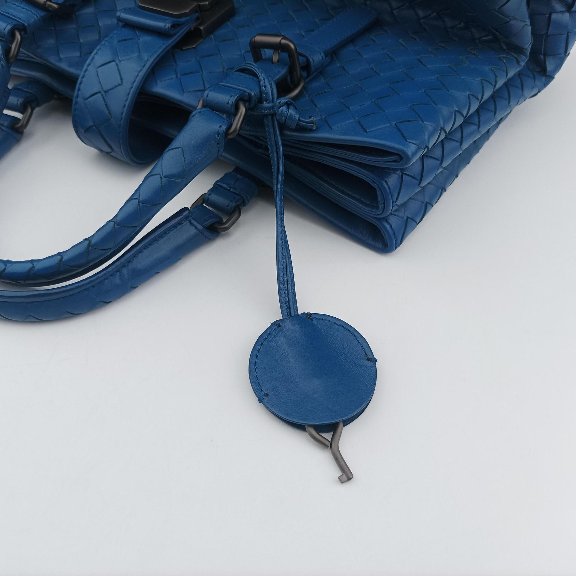 Pre-owned Bottega Veneta Roma Intrecciato Blue lambskin  shoulderbag | stylenewstar