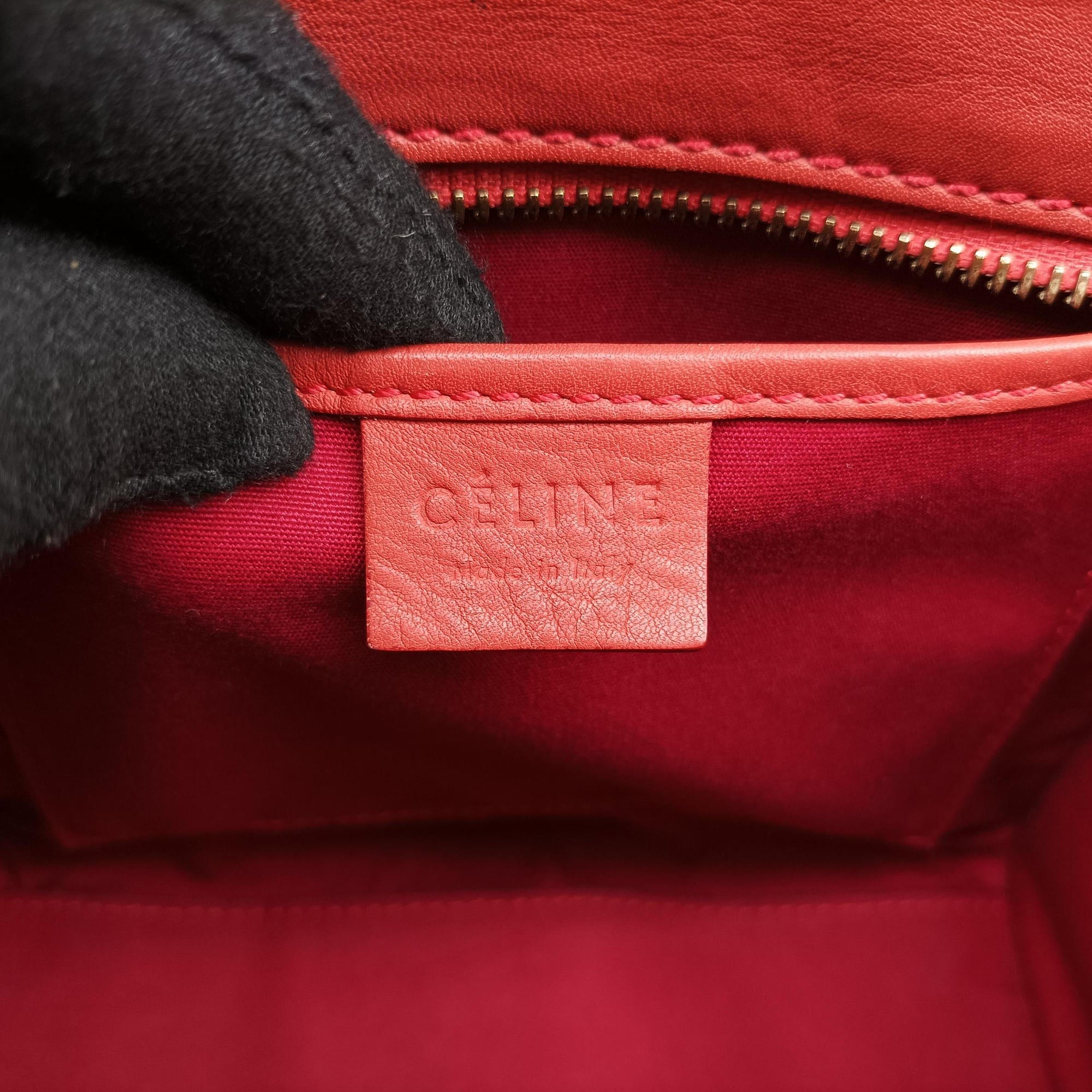 Pre-owned Celine Luggage Mini Shopper Red Leather  handbag | stylenewstar