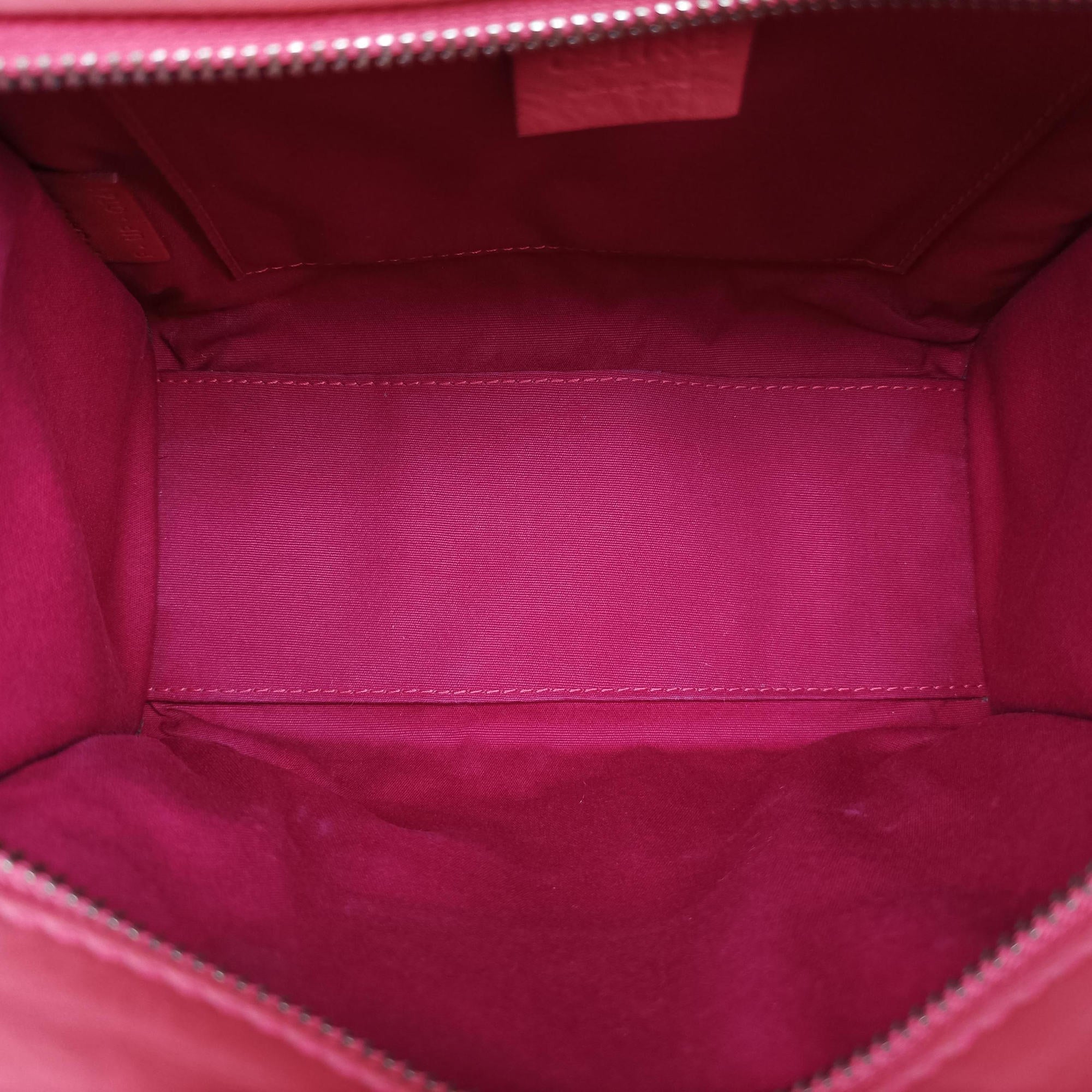 Pre-owned Celine Luggage Mini Shopper Red Leather  handbag | stylenewstar