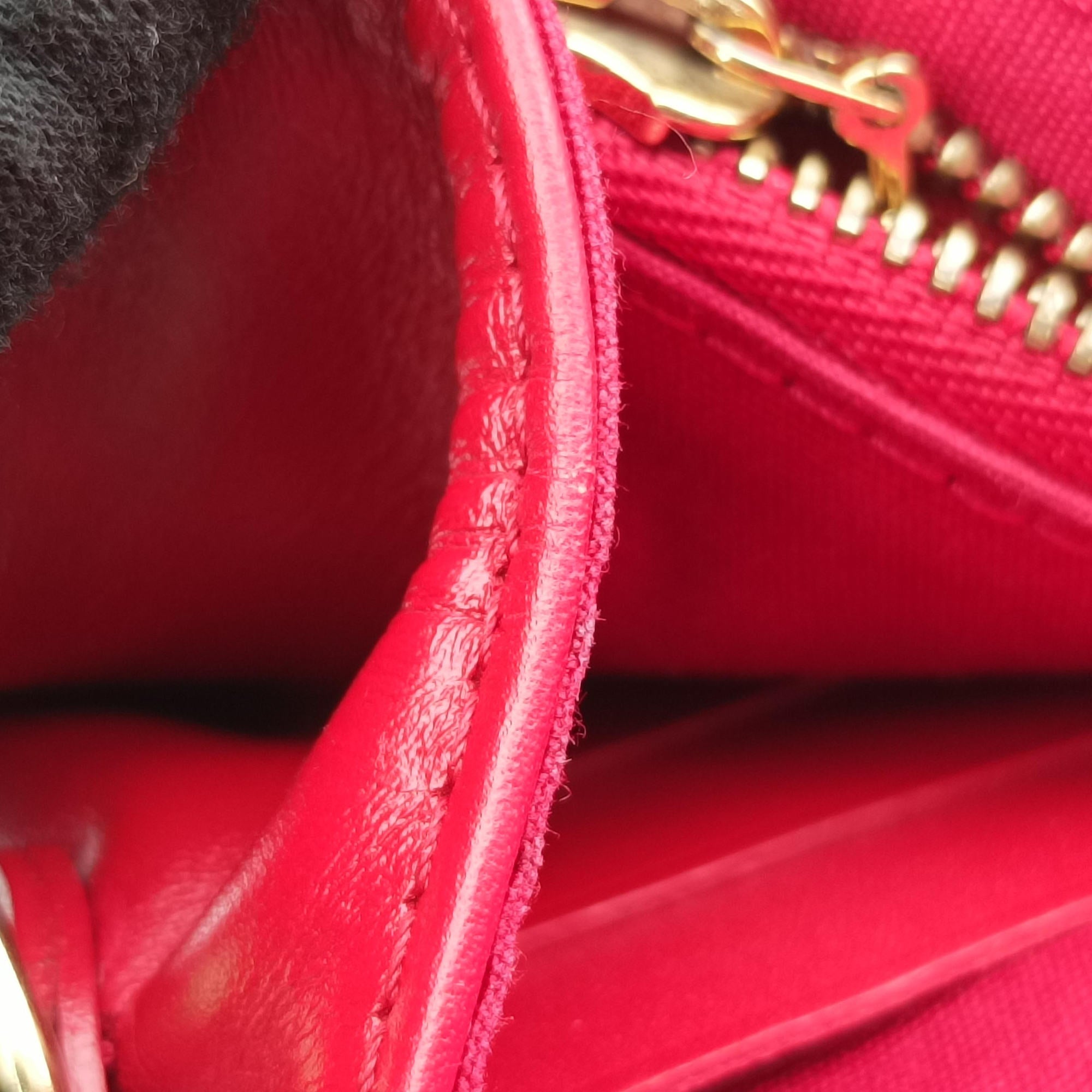 Pre-owned Louis Vuitton Belle Air Pomme d'Amour Vernis M93614 shoulderbag | stylenewstar